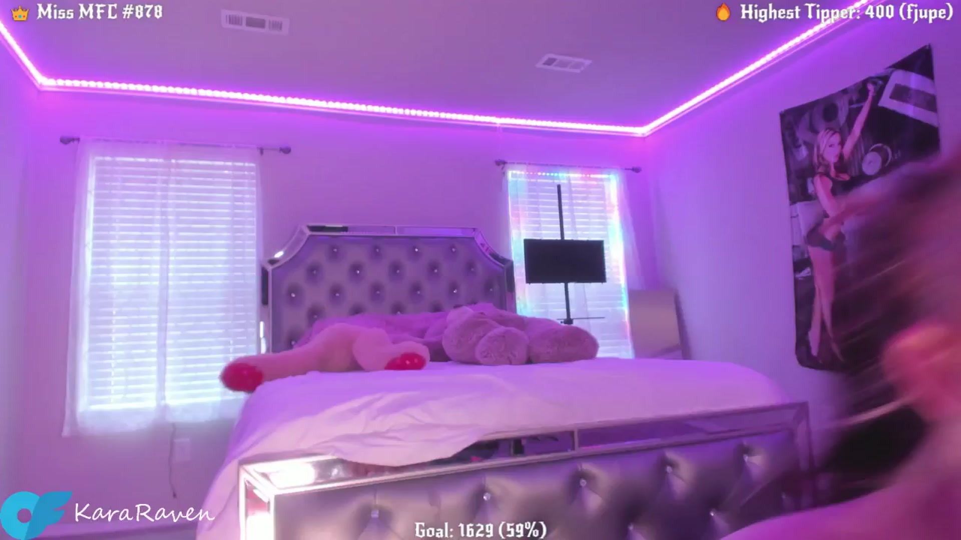 Gallery image thumbnail from KaraRaven's myfreecams stream on, 07/22/2024, 20:07 image 16 of 20