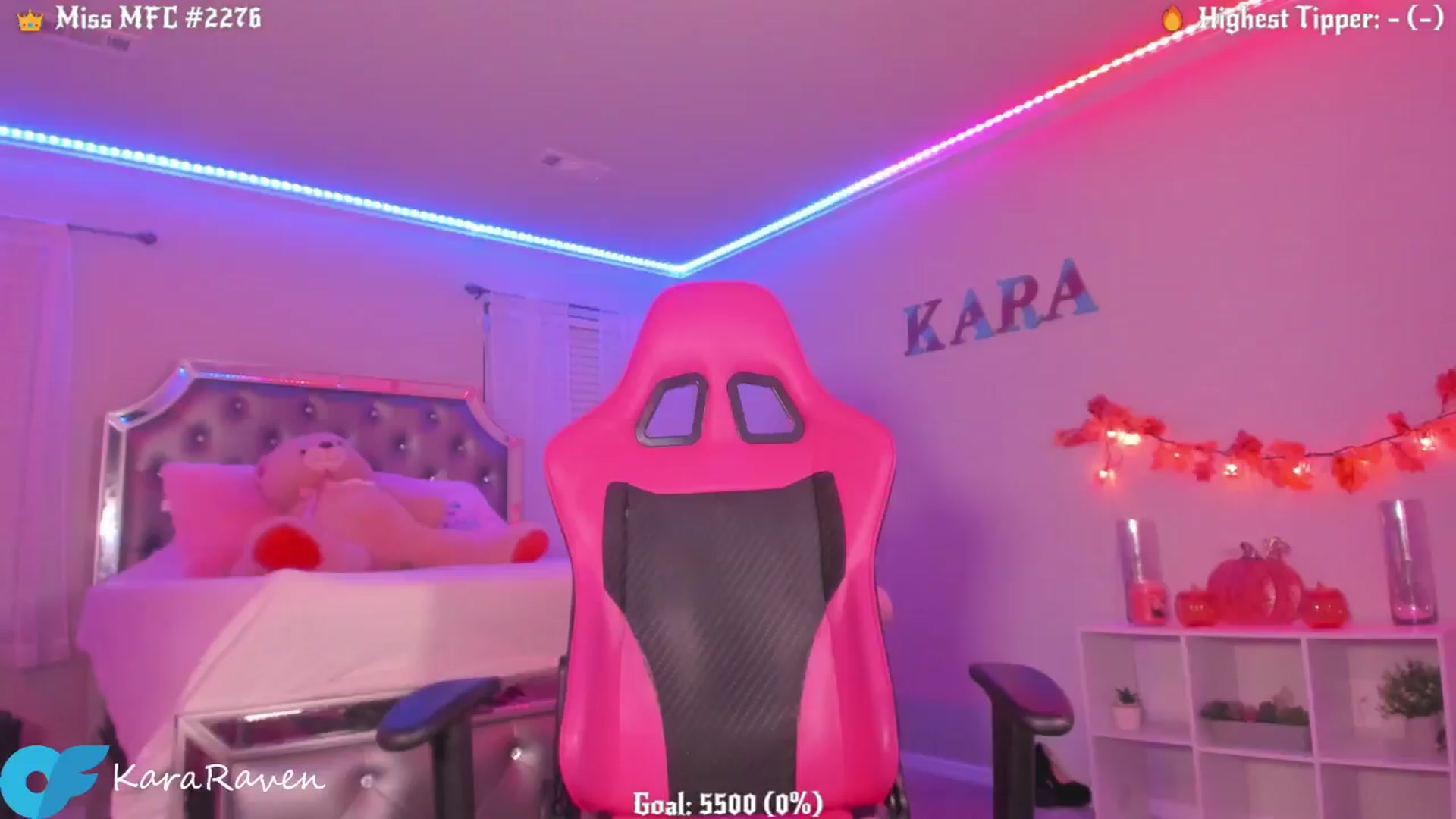Gallery image thumbnail from KaraRaven's myfreecams stream on, 09/11/2024, 01:44 image 16 of 20
