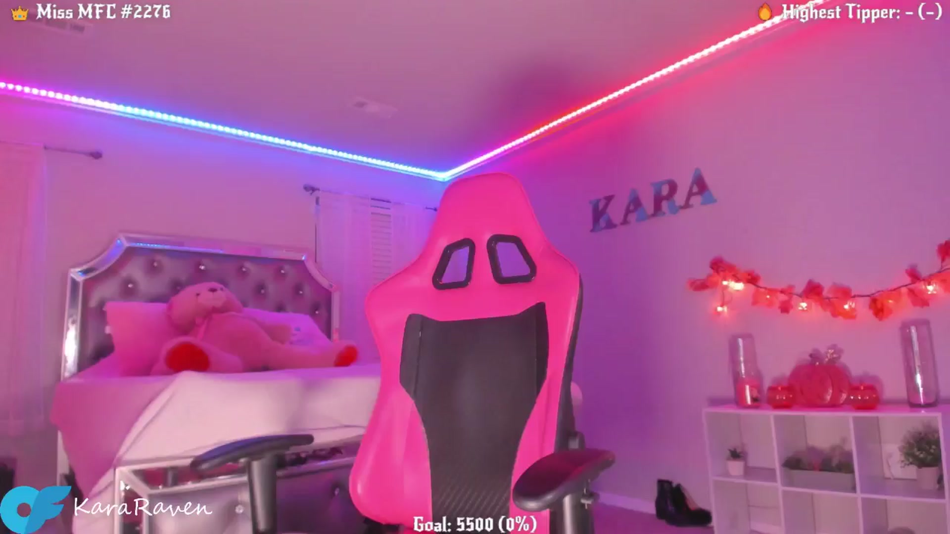 Gallery image thumbnail from KaraRaven's myfreecams stream on, 09/11/2024, 01:44 image 17 of 20
