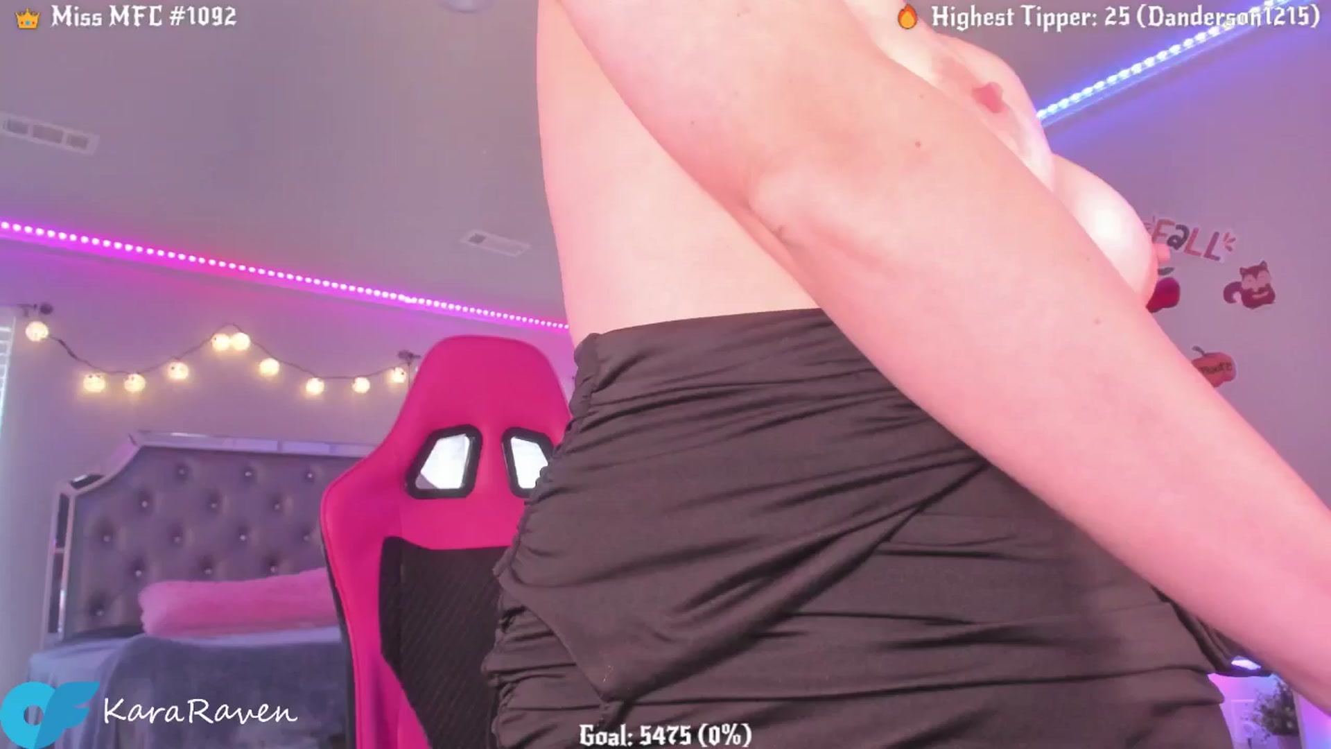 Gallery image thumbnail from KaraRaven's myfreecams stream on, 09/24/2024, 15:58 image 2 of 20