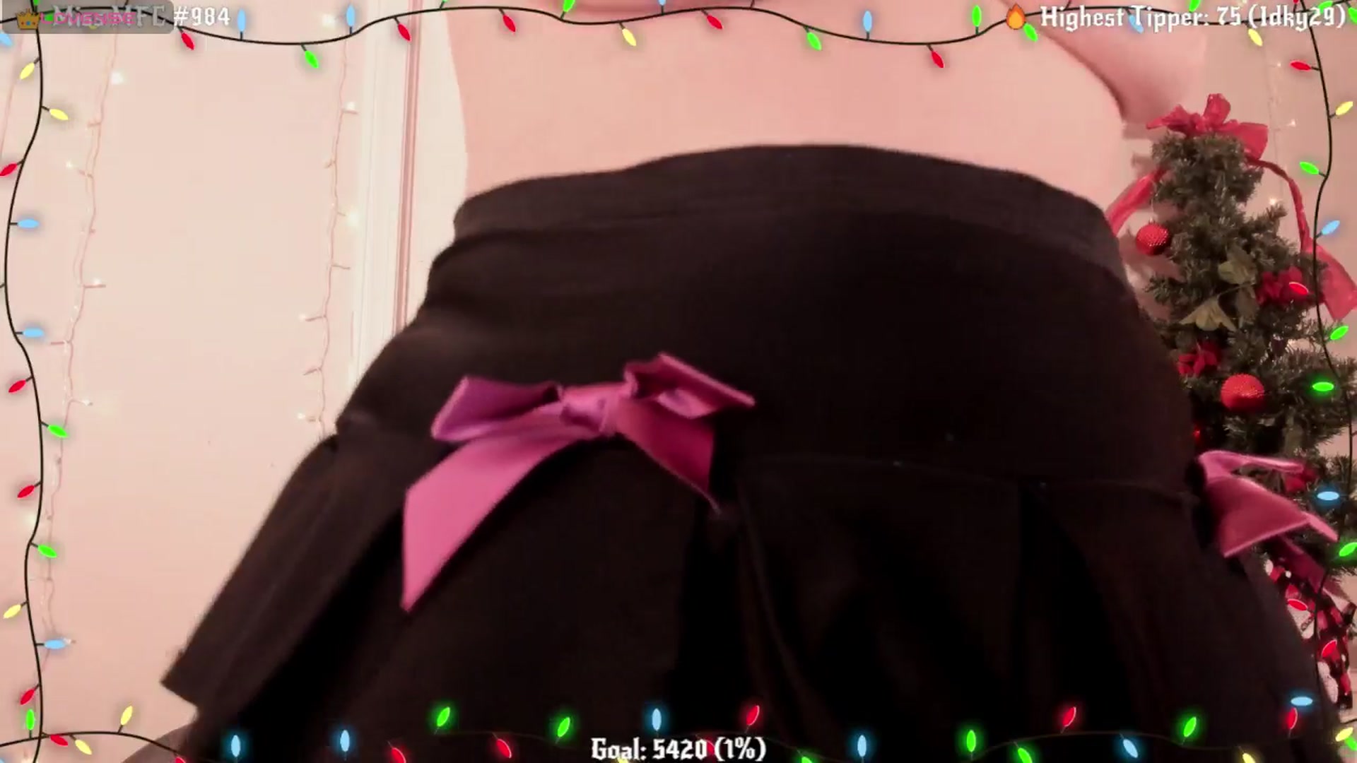 Gallery image thumbnail from KaraRaven's myfreecams stream on, 12/17/2024, 04:32 image 12 of 20