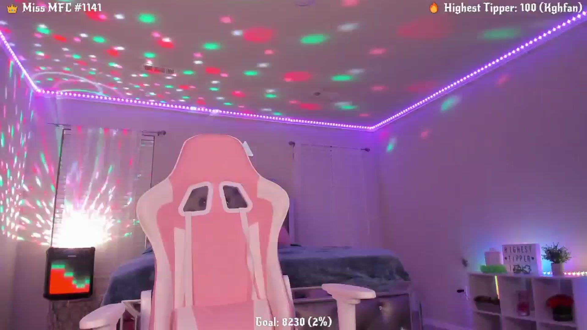 Gallery image thumbnail from KaraRaven's myfreecams stream on, 03/15/2025, 01:59 image 3 of 20