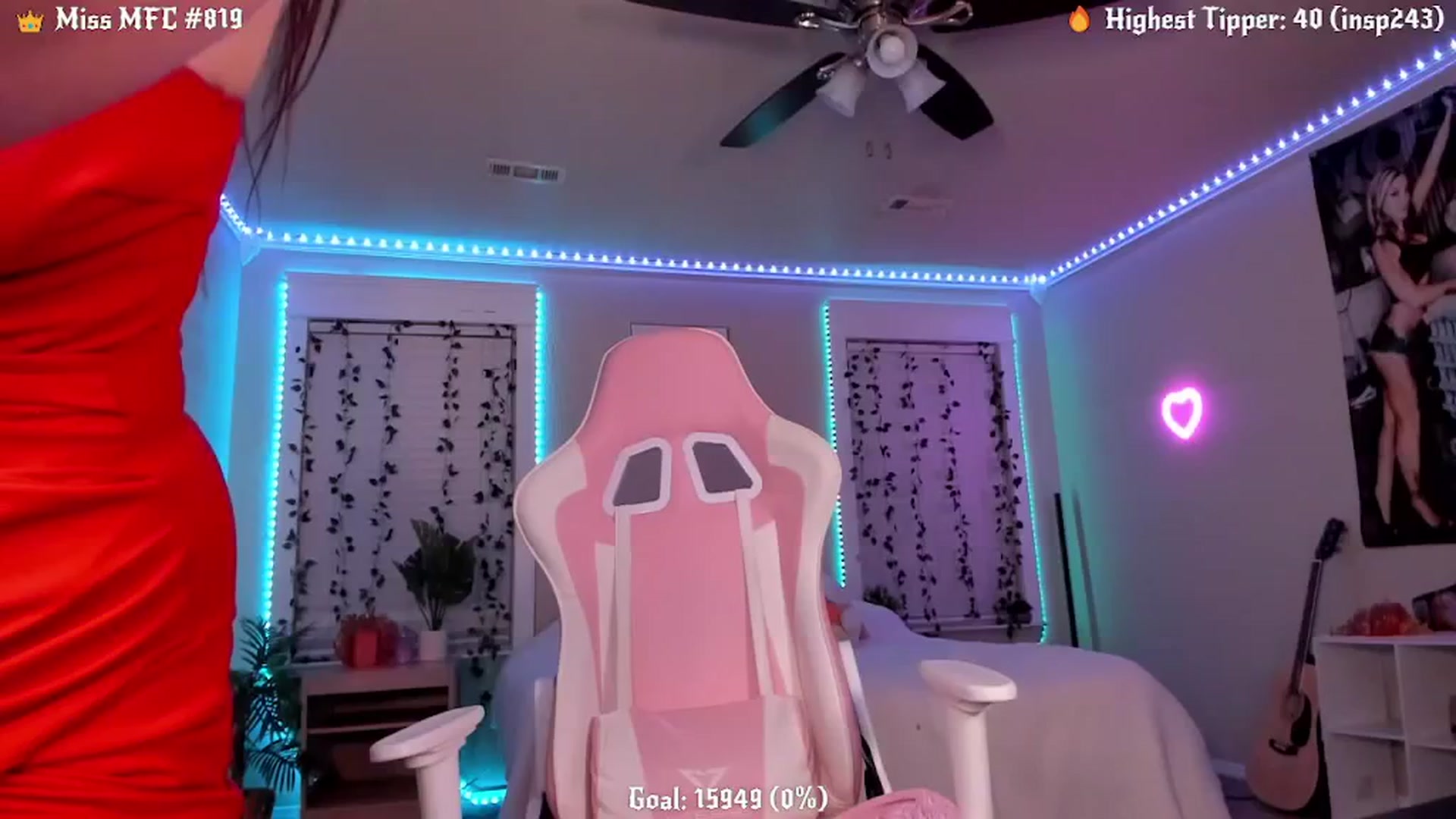 Gallery image thumbnail from KaraRaven's myfreecams stream on, 09/16/2025, 03:26 image 2 of 20