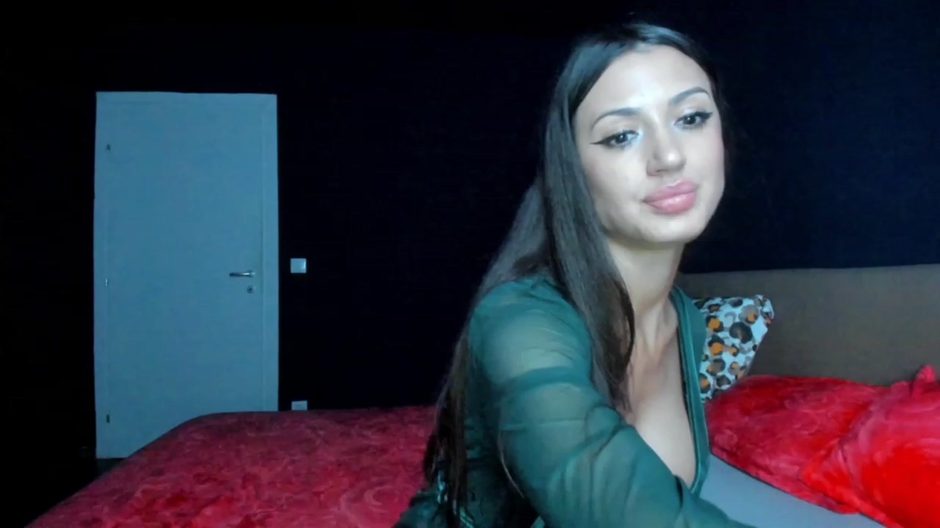 Gallery image thumbnail from Karah_Mel's myfreecams stream on, 11/18/2022, 02:19 image 15 of 20