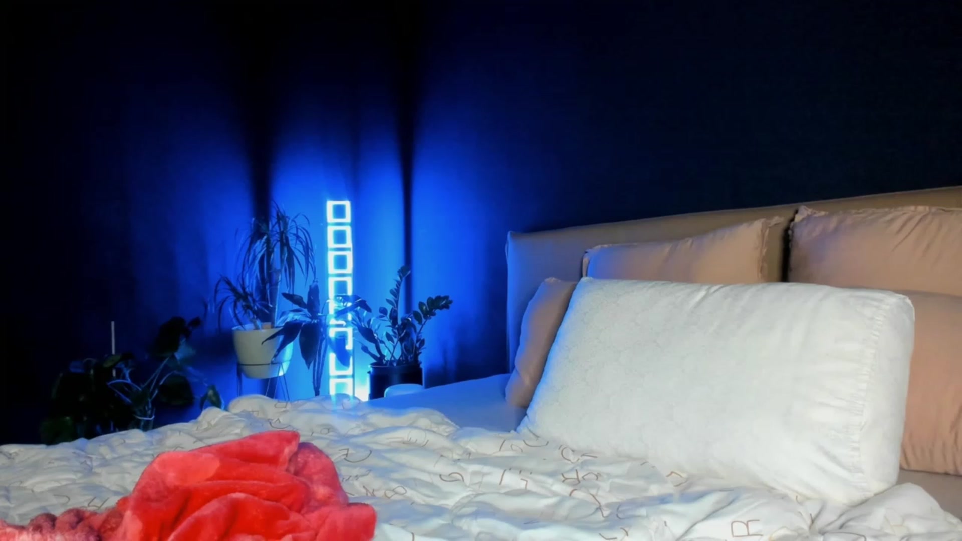 Gallery image thumbnail from Karah_Mel's myfreecams stream on, 11/29/2022, 15:45 image 6 of 20