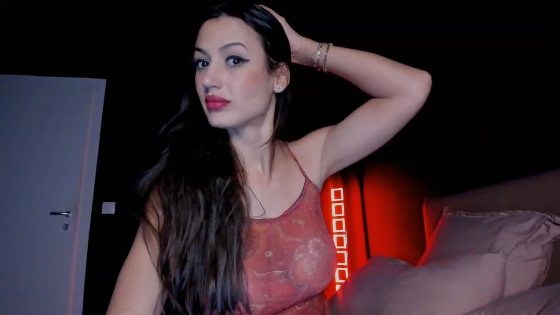 Gallery image thumbnail from Karah_Mel's myfreecams stream on, 12/23/2022, 06:59 image 7 of 20