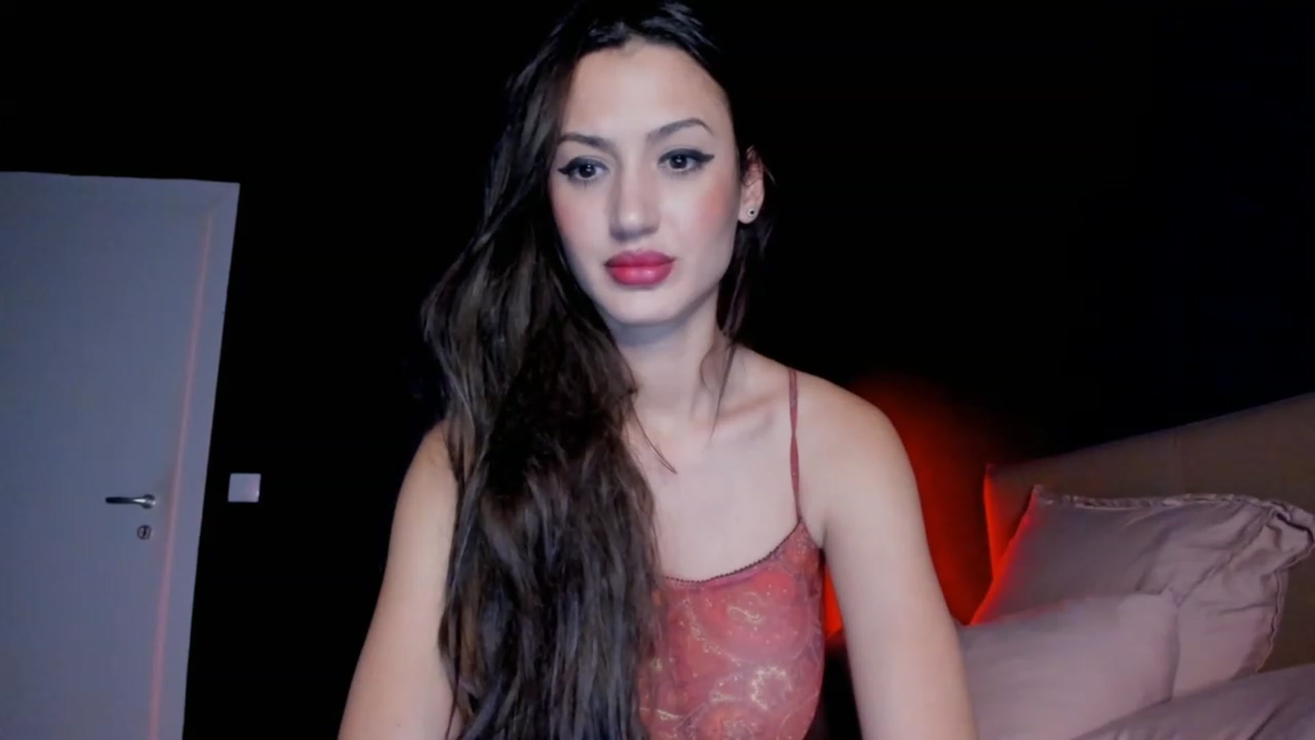 Gallery image thumbnail from Karah_Mel's myfreecams stream on, 12/23/2022, 06:59 image 10 of 20