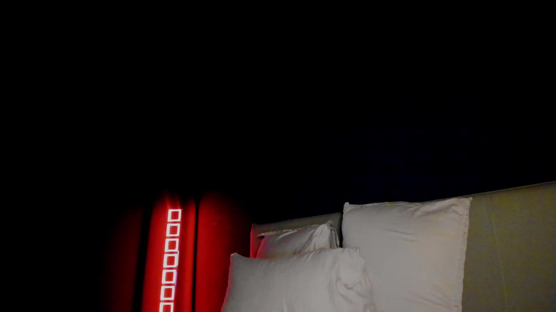 Gallery image thumbnail from Karah_Mel's myfreecams stream on, 01/12/2023, 03:33 image 6 of 20