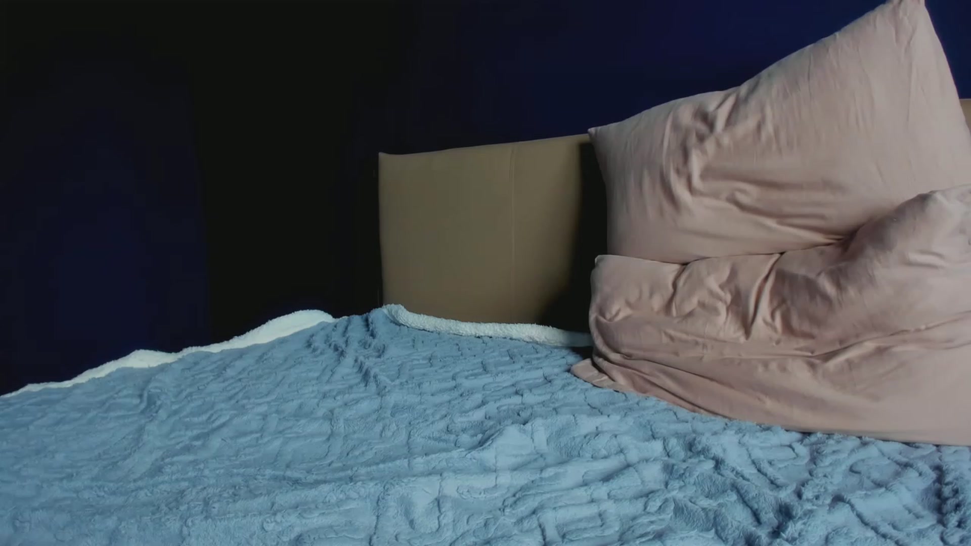 Gallery image thumbnail from Karah_Mel's myfreecams stream on, 01/18/2023, 10:13 image 9 of 20