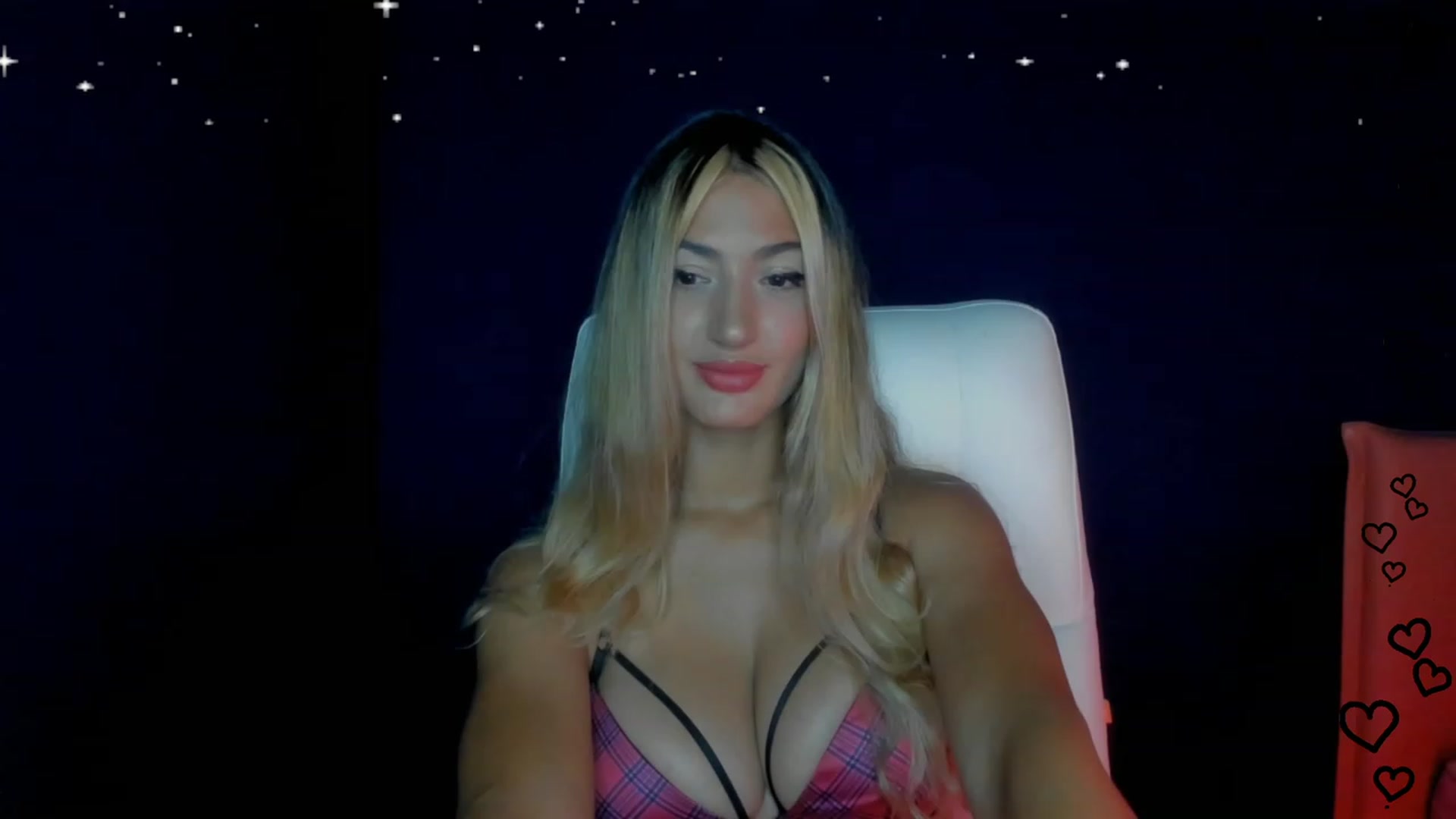 Gallery image thumbnail from Karah_Mel's myfreecams stream on, 07/20/2023, 14:36 image 19 of 20