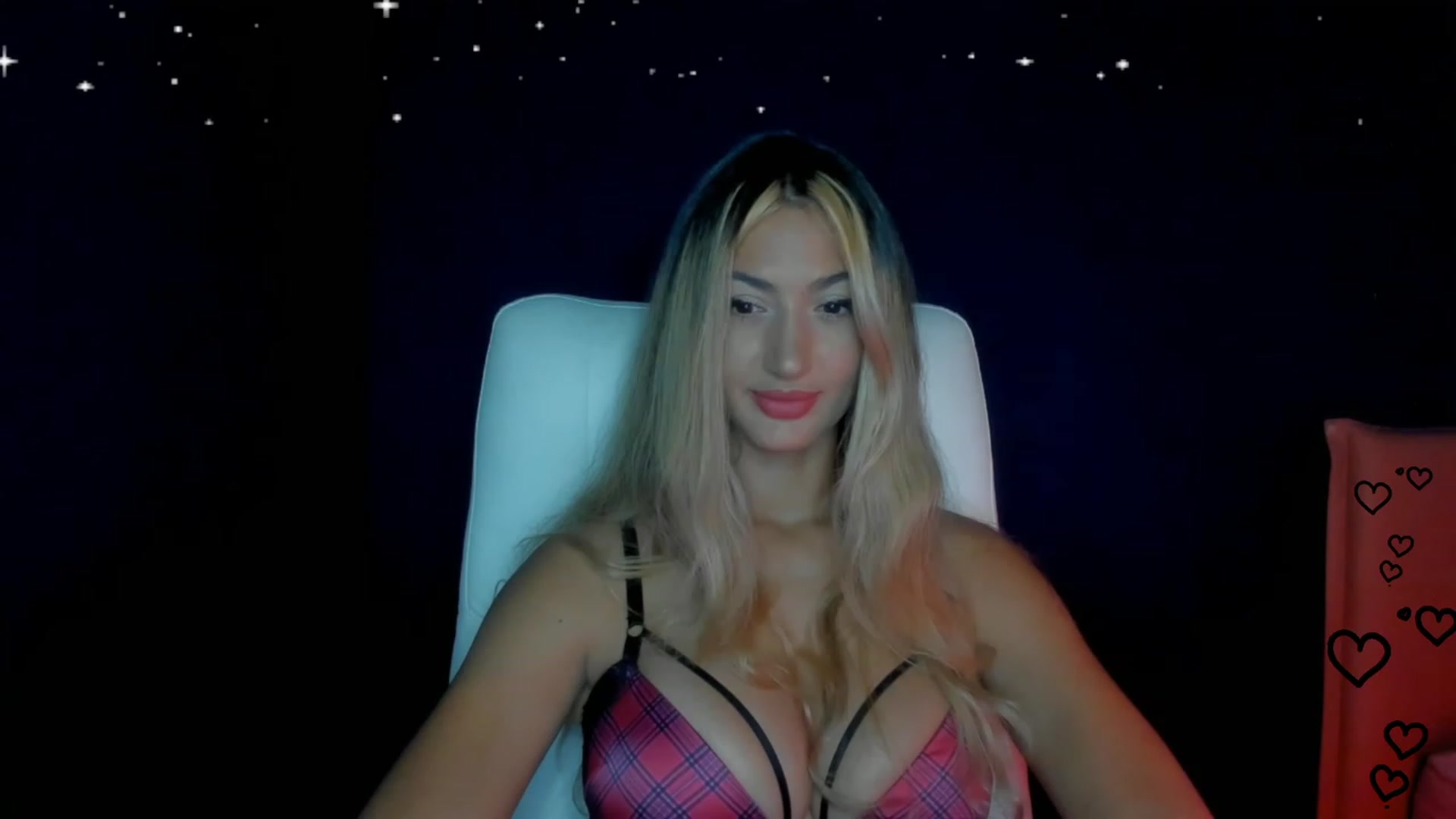 Gallery image thumbnail from Karah_Mel's myfreecams stream on, 07/20/2023, 14:36 image 17 of 20