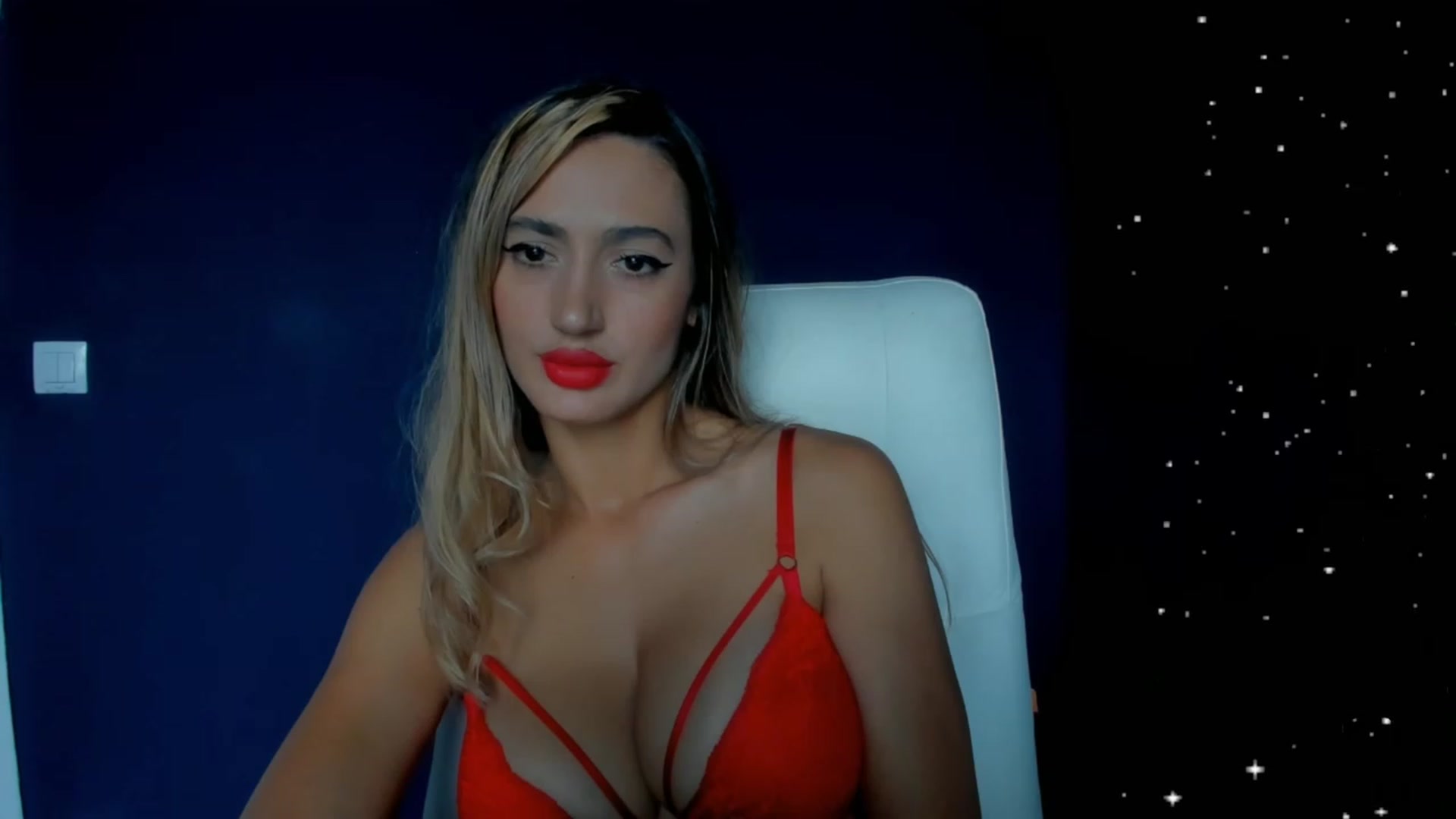 Gallery image thumbnail from Karah_Mel's myfreecams stream on, 07/29/2023, 12:45 image 20 of 20