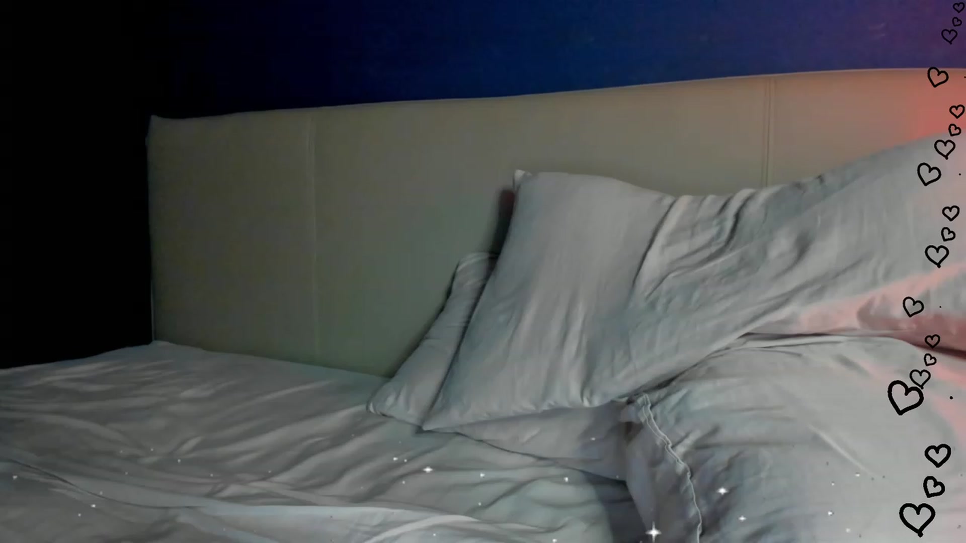 Gallery image thumbnail from Karah_Mel's myfreecams stream on, 08/17/2023, 24:33 image 15 of 20