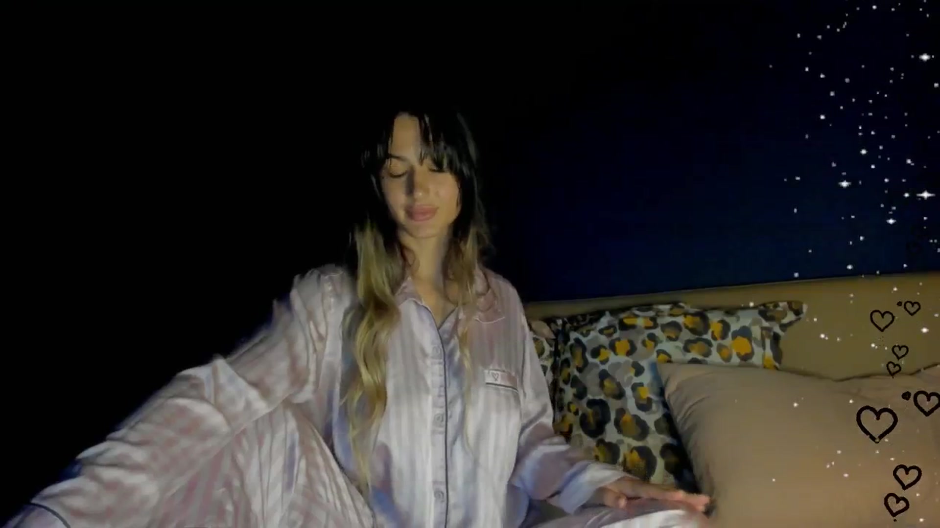 Gallery image thumbnail from Karah_Mel's myfreecams stream on, 05/14/2024, 02:53 image 15 of 20