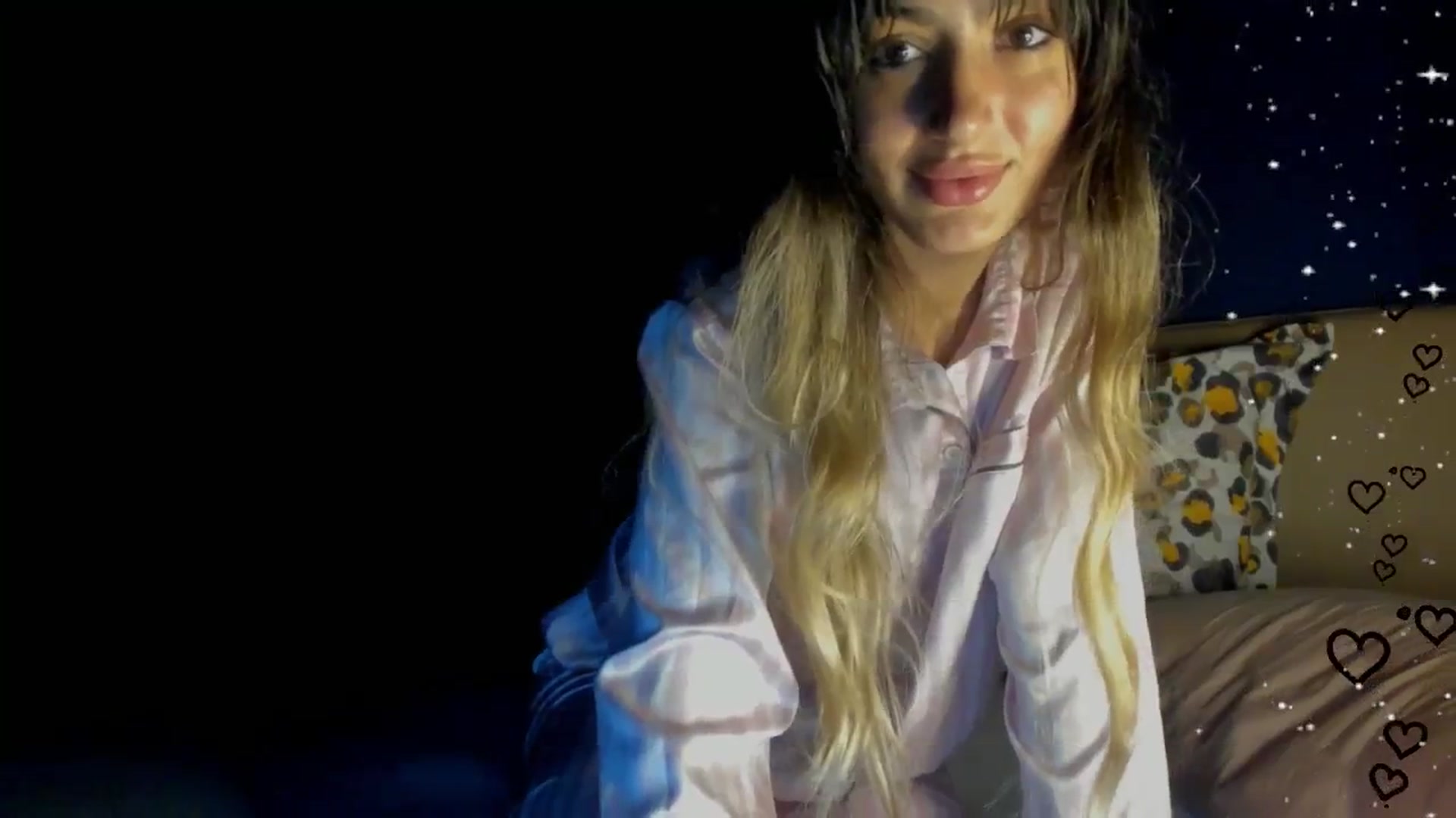 Gallery image thumbnail from Karah_Mel's myfreecams stream on, 05/14/2024, 02:53 image 5 of 20
