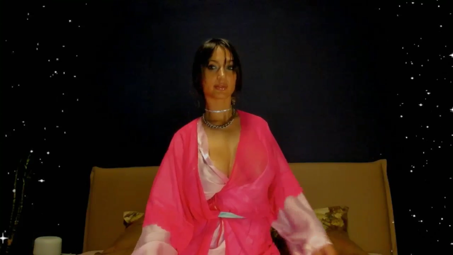 Gallery image thumbnail from Karah_Mel's myfreecams stream on, 05/24/2024, 12:03 image 9 of 20