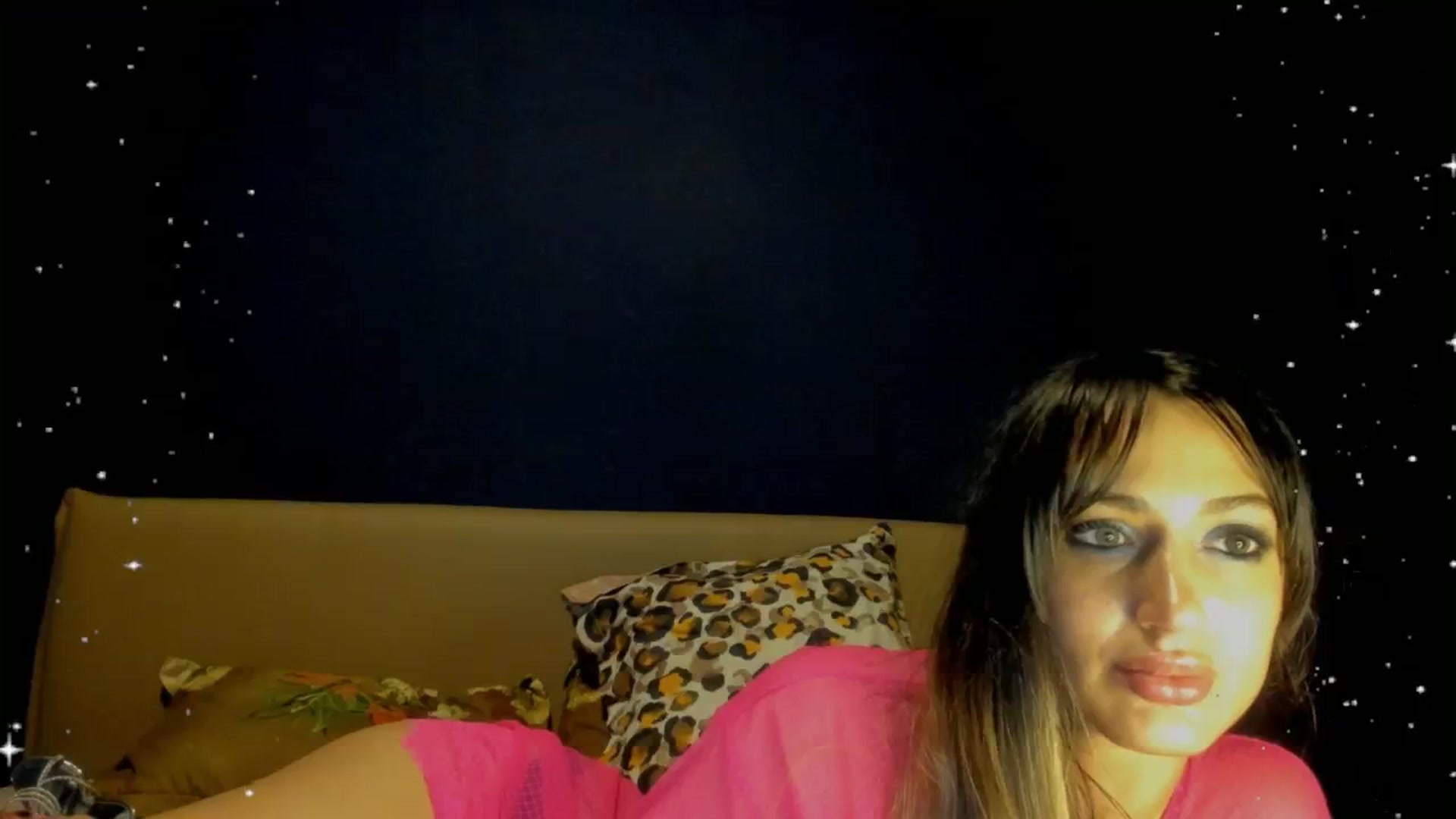 Gallery image thumbnail from Karah_Mel's myfreecams stream on, 05/24/2024, 15:31 image 9 of 20