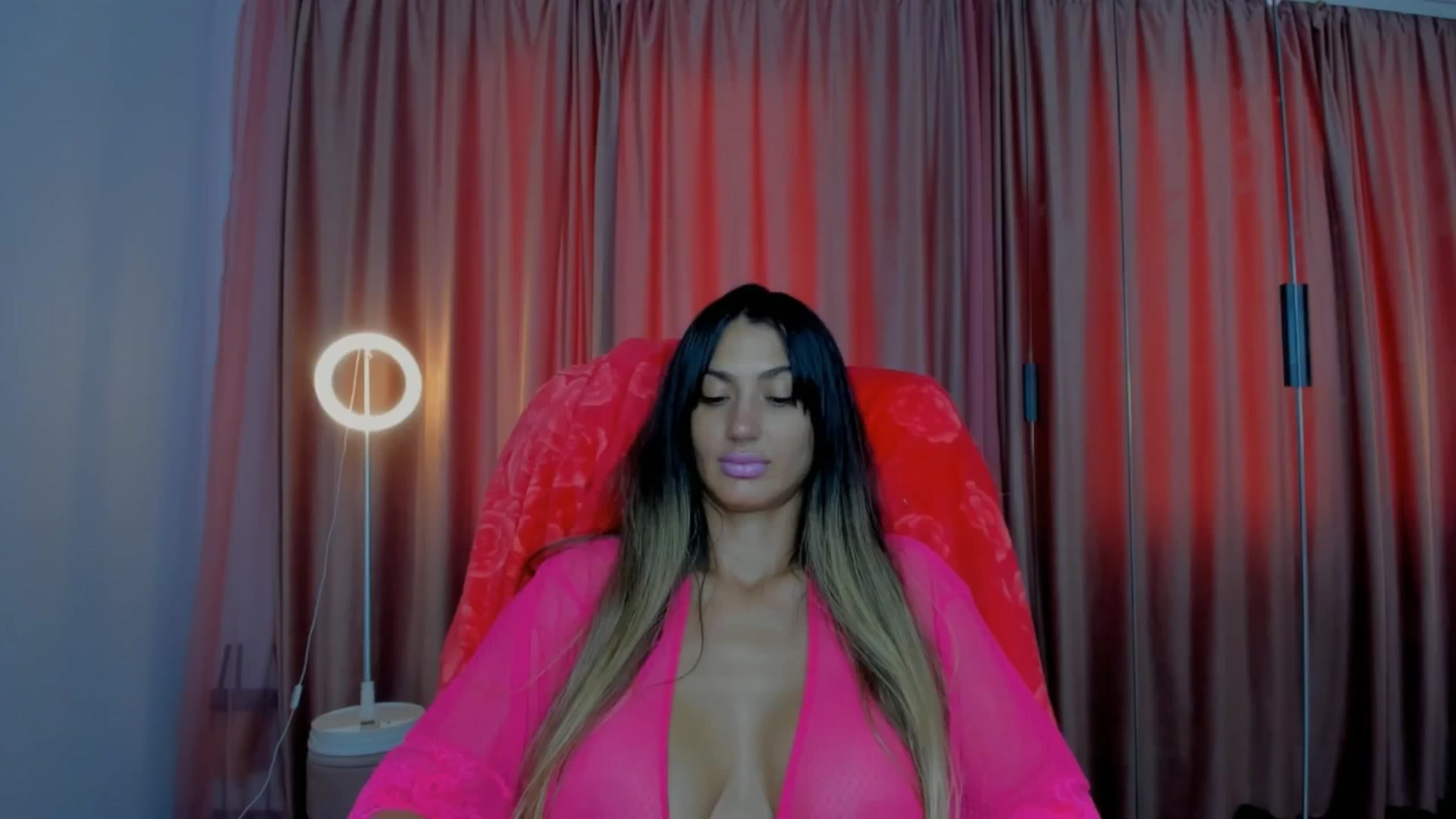Gallery image thumbnail from Karah_Mel's myfreecams stream on, 06/22/2024, 13:12 image 8 of 20