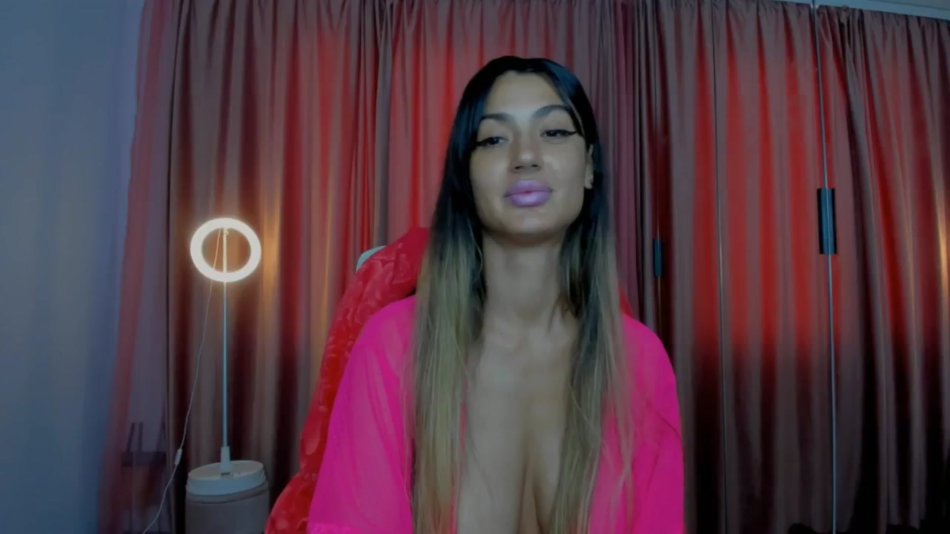 Gallery image thumbnail from Karah_Mel's myfreecams stream on, 06/22/2024, 13:12 image 12 of 20