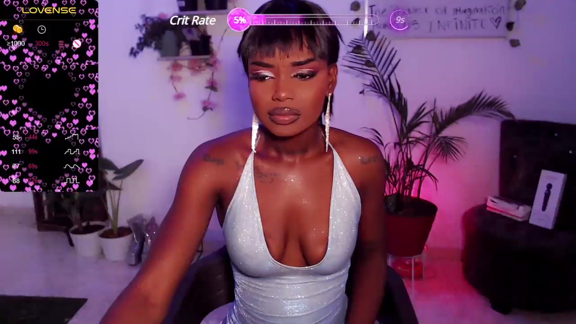 Gallery image thumbnail from Karahvelvet's myfreecams stream on, 04/25/2024, 12:18 image 9 of 20