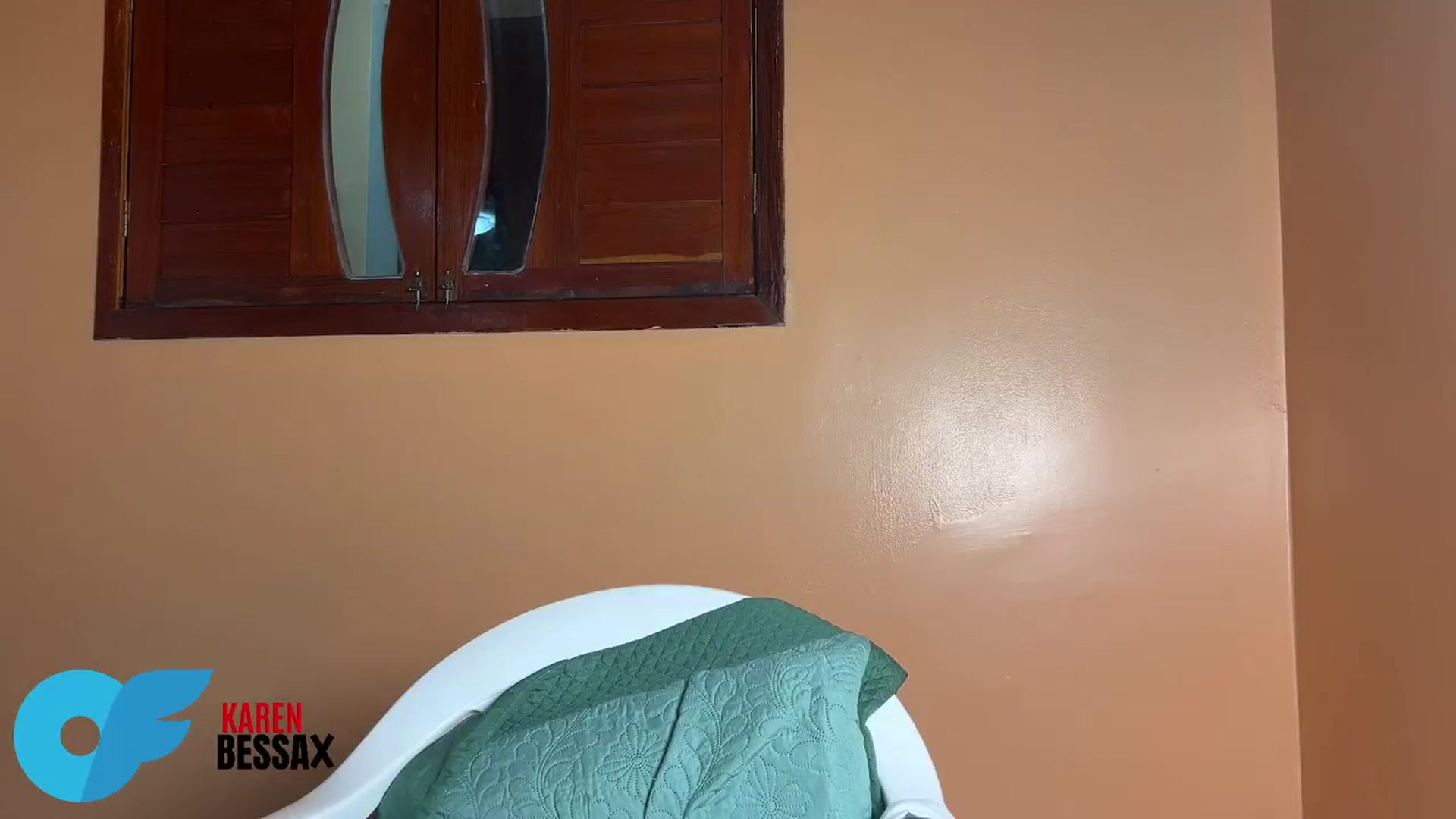 Gallery image thumbnail from Karenbessa1's myfreecams stream on, 05/05/2025, 23:29 image 13 of 20