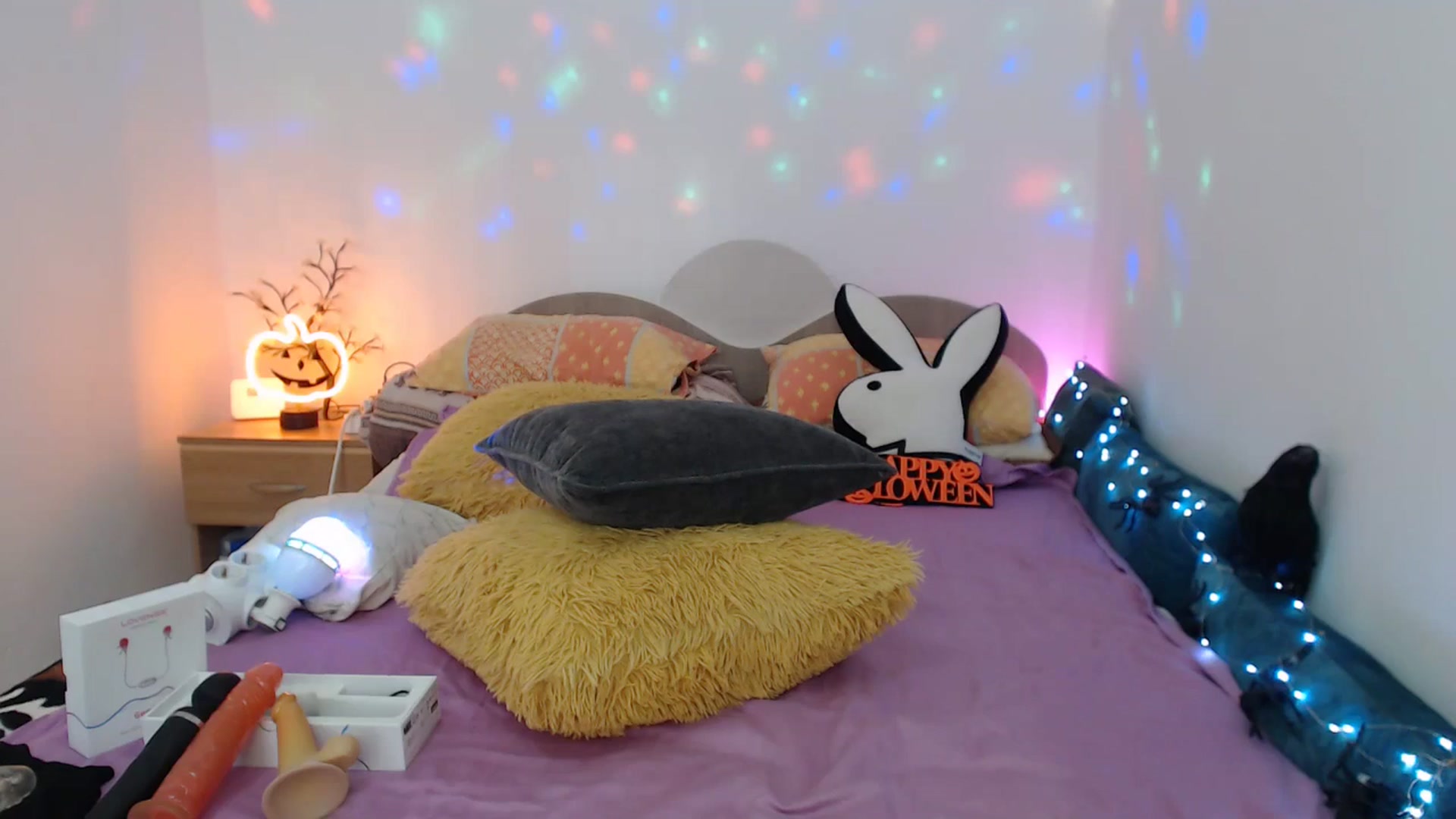 Gallery image thumbnail from Karina0's myfreecams stream on, 10/28/2025, 06:17 image 19 of 20