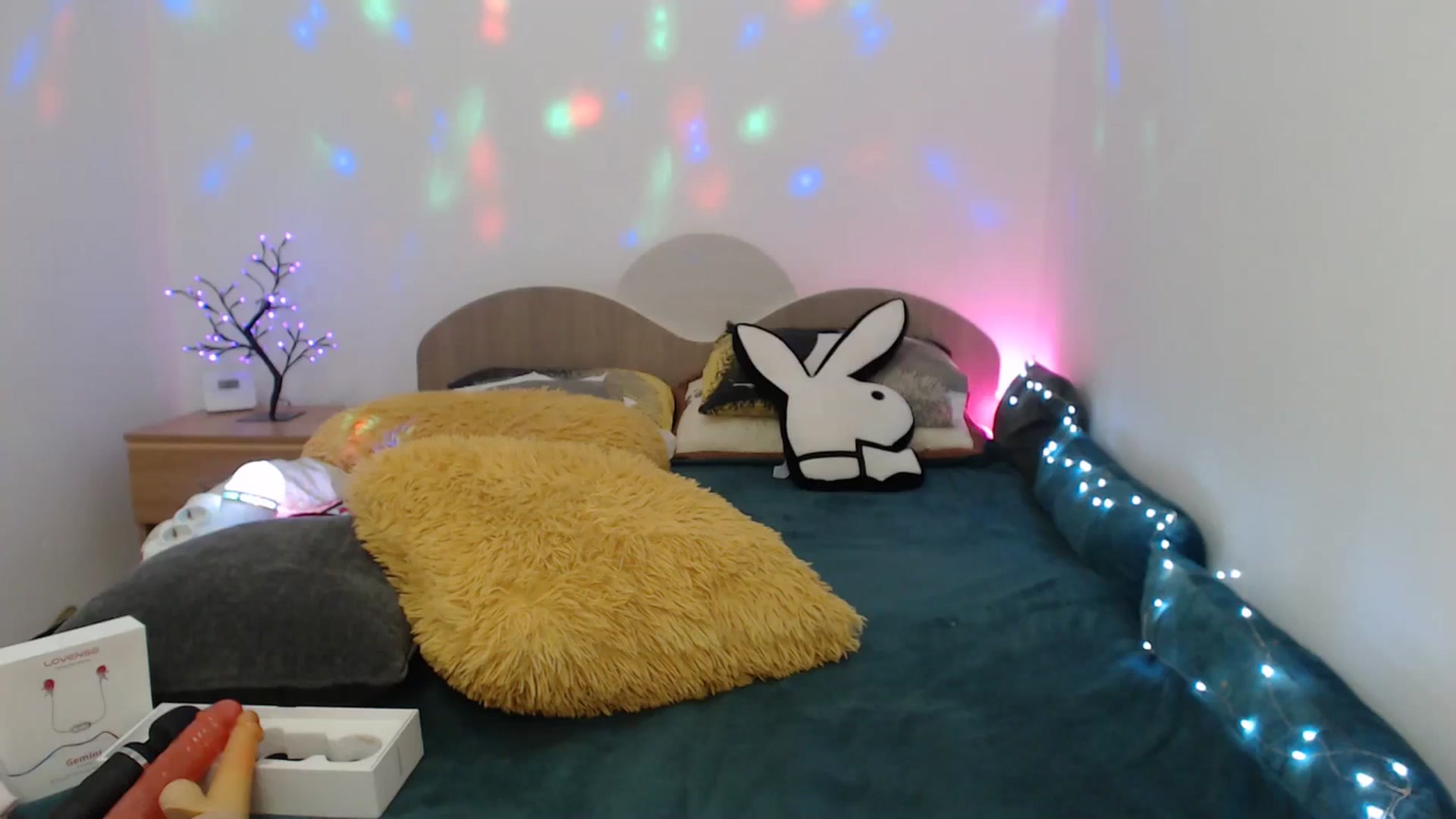 Gallery image thumbnail from Karina0's myfreecams stream on, 11/03/2025, 15:41 image 12 of 20