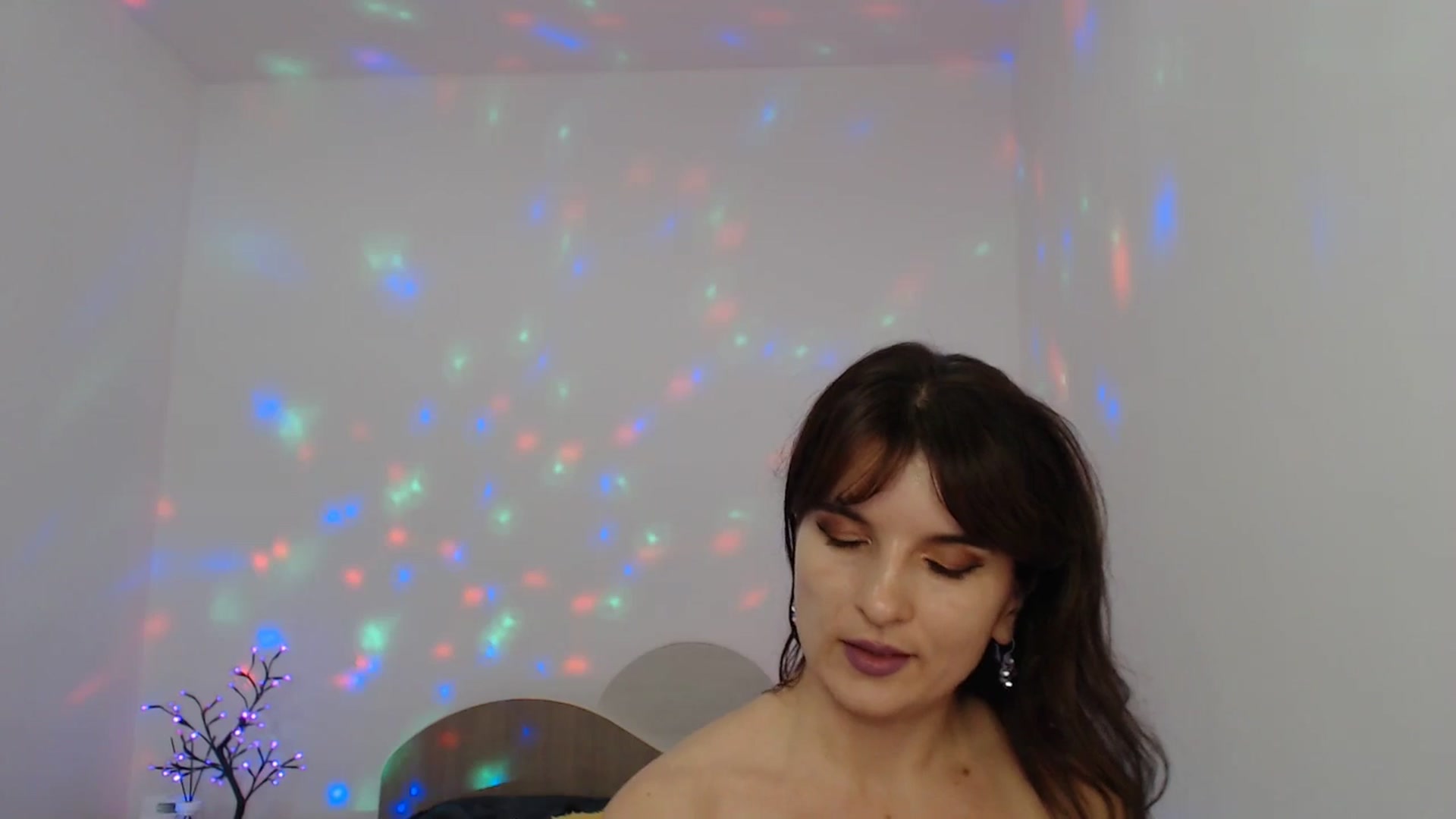 Gallery image thumbnail from Karina0's myfreecams stream on, 11/16/2025, 16:12 image 10 of 20