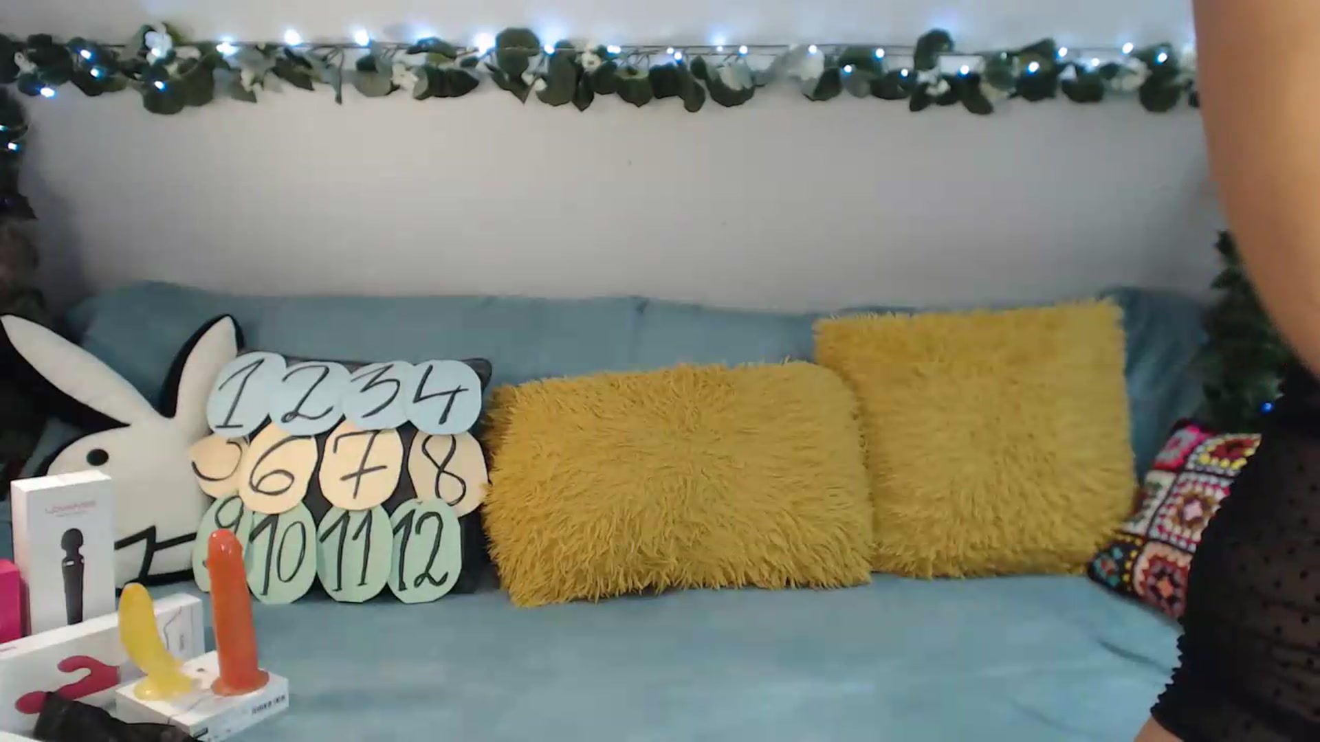 Gallery image thumbnail from Karina0's myfreecams stream on, 08/06/2026, 13:45 image 14 of 20