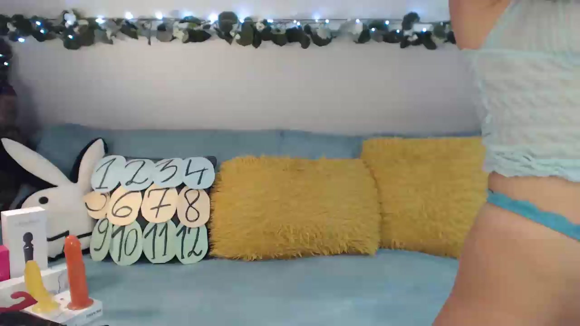 Gallery image thumbnail from Karina0's myfreecams stream on, 08/07/2026, 14:21 image 11 of 20