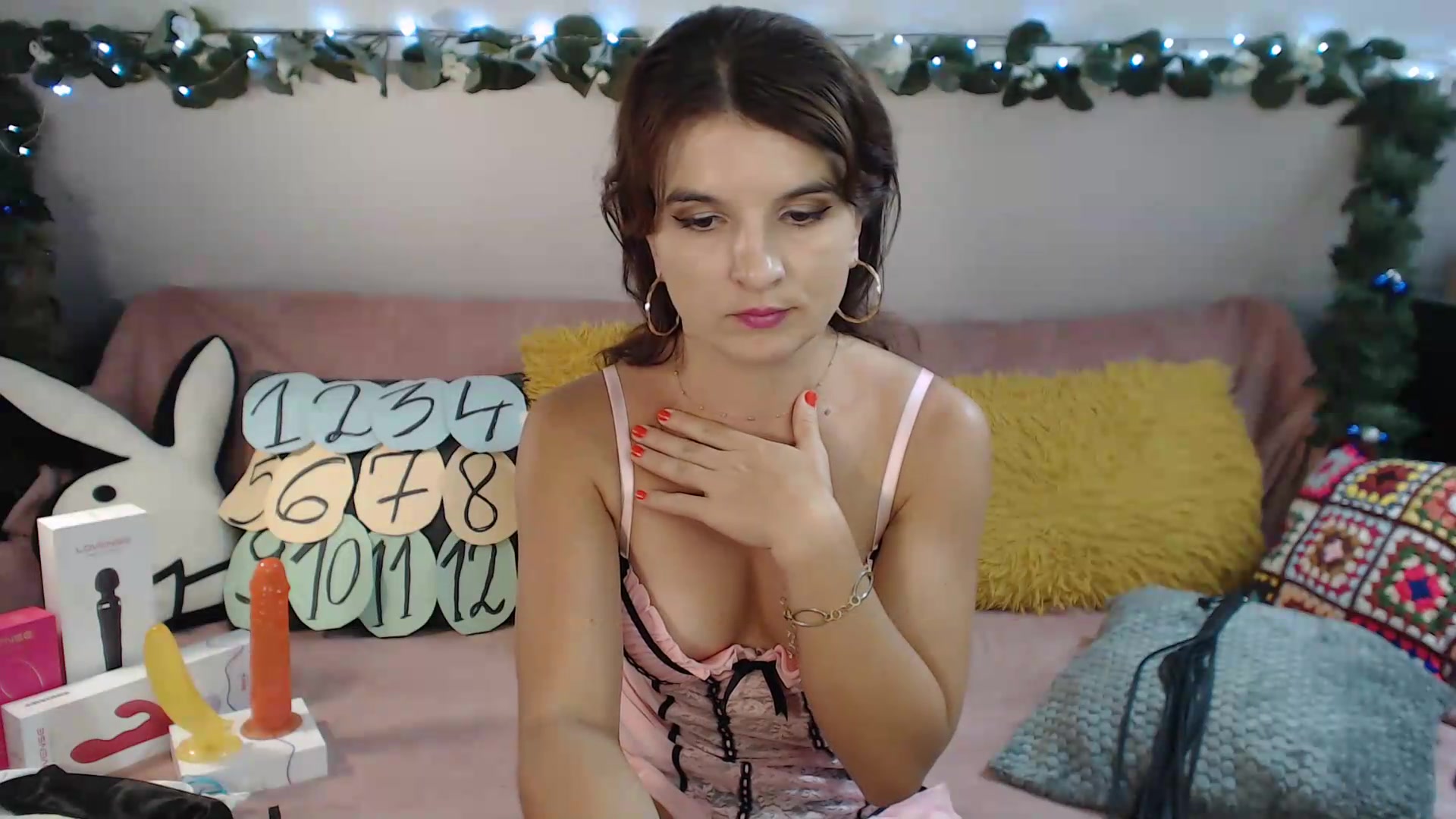Gallery image thumbnail from Karina0's myfreecams stream on, 08/20/2026, 13:03 image 18 of 20