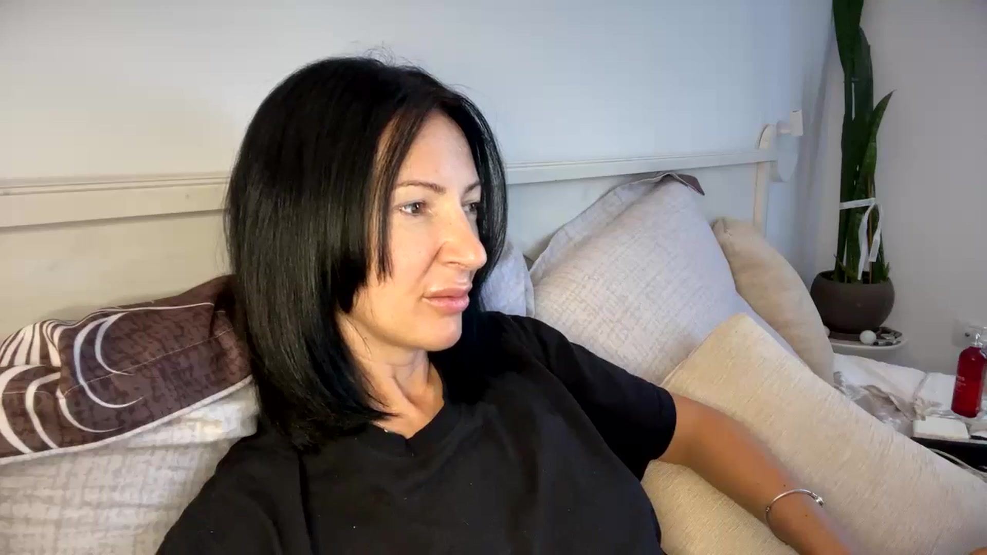 Gallery image thumbnail from KarinaBlair's myfreecams stream on, 07/22/2024, 13:41 image 18 of 20