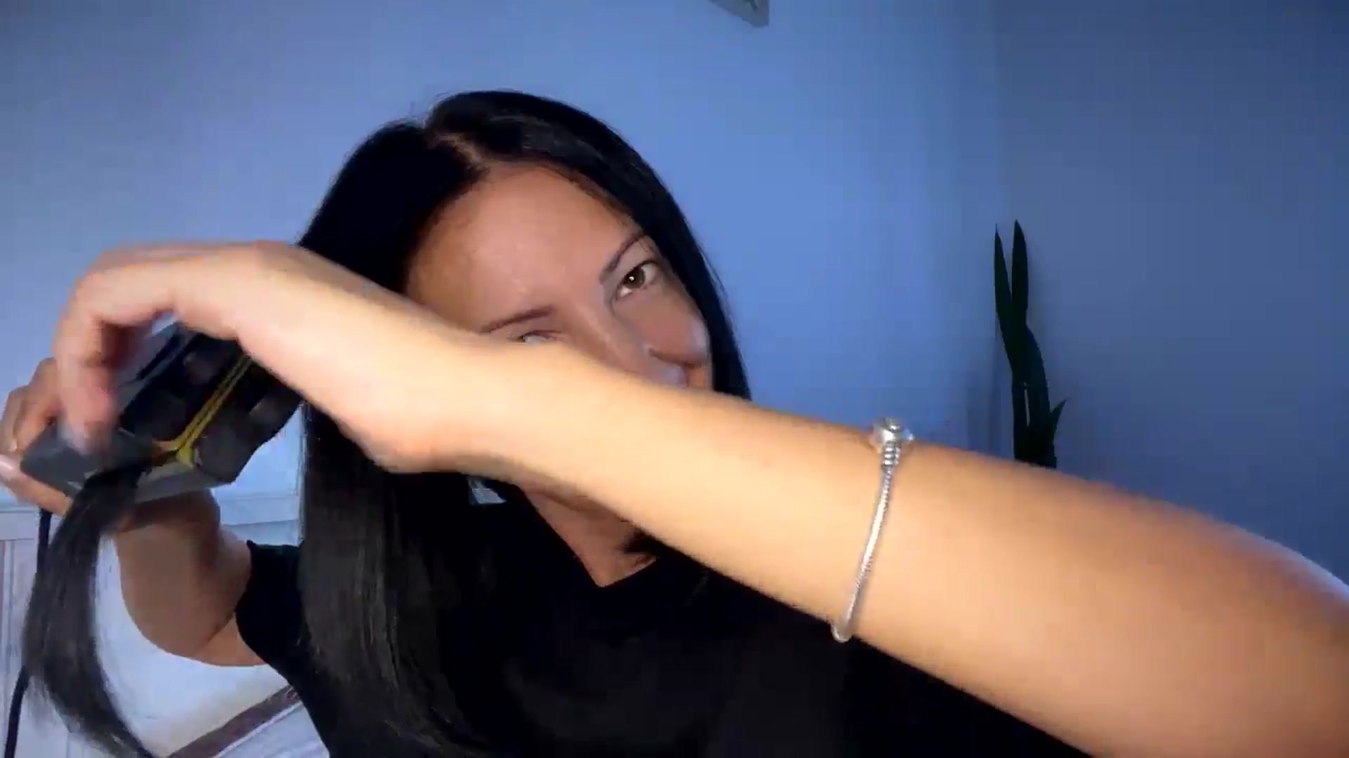 Gallery image thumbnail from KarinaBlair's myfreecams stream on, 07/22/2024, 13:41 image 5 of 20