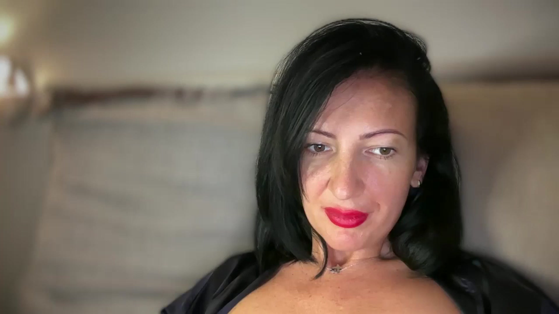 Gallery image thumbnail from KarinaBlair's myfreecams stream on, 07/22/2024, 18:30 image 15 of 20