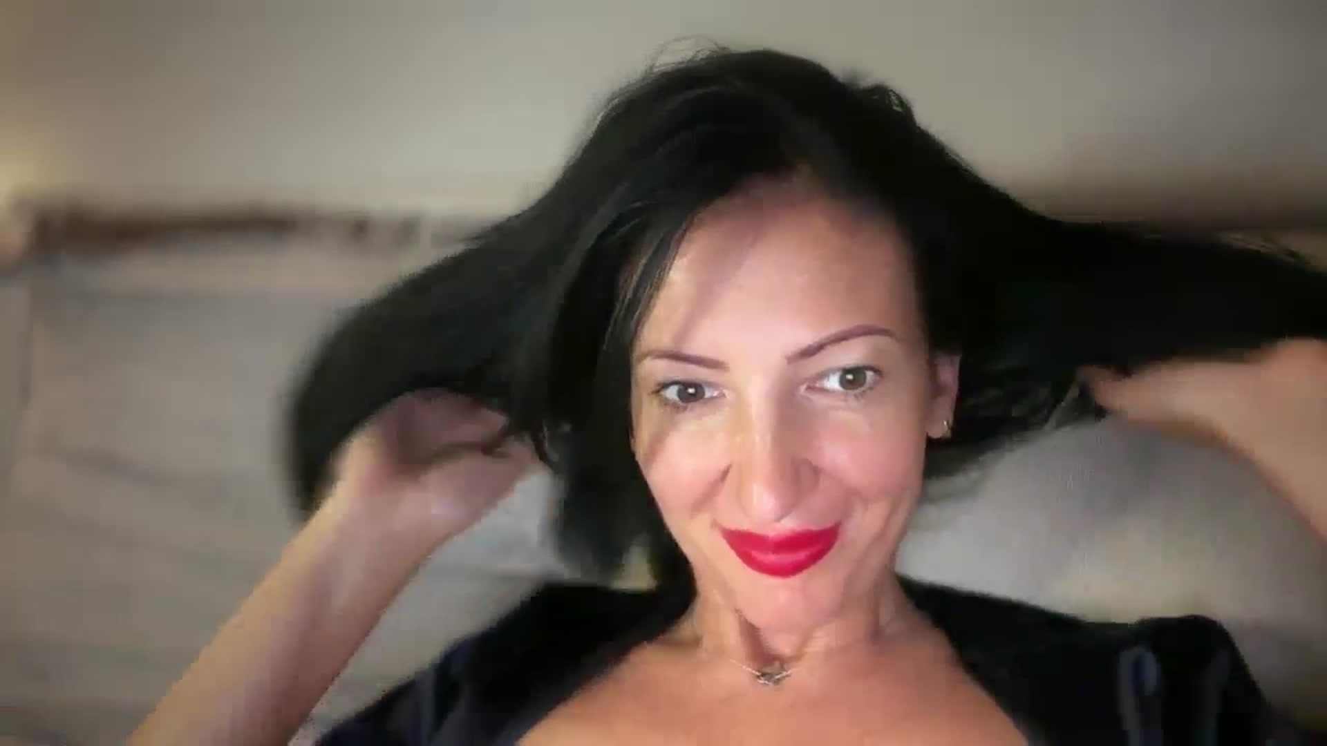 Gallery image thumbnail from KarinaBlair's myfreecams stream on, 07/22/2024, 18:30 image 8 of 20