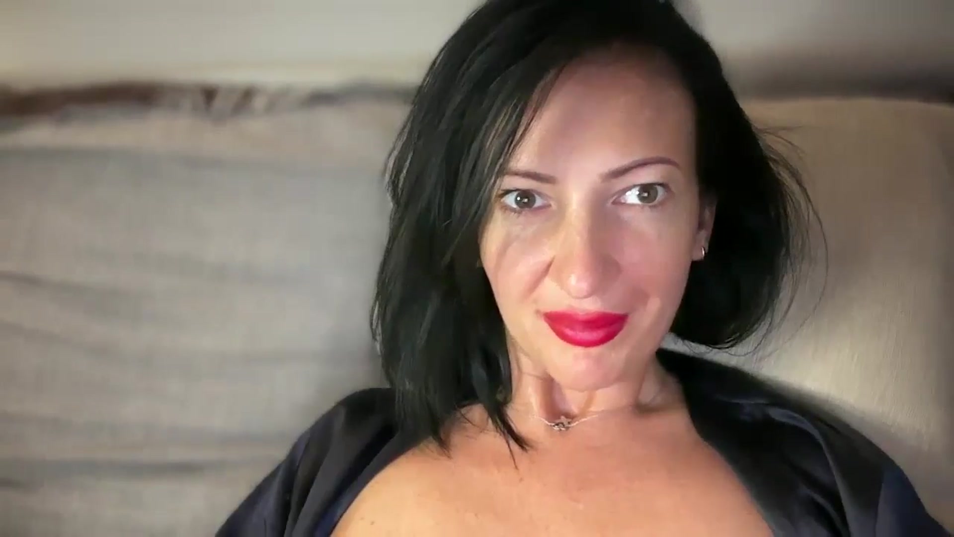 Gallery image thumbnail from KarinaBlair's myfreecams stream on, 07/22/2024, 18:30 image 2 of 20
