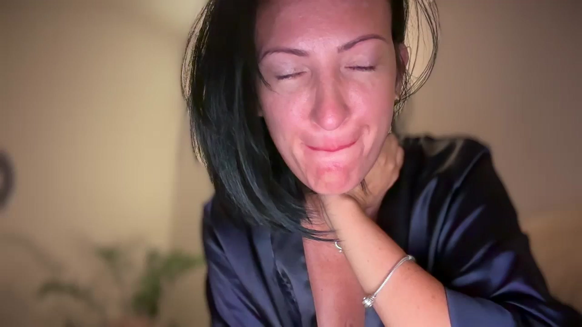 Gallery image thumbnail from KarinaBlair's myfreecams stream on, 07/22/2024, 19:02 image 17 of 20