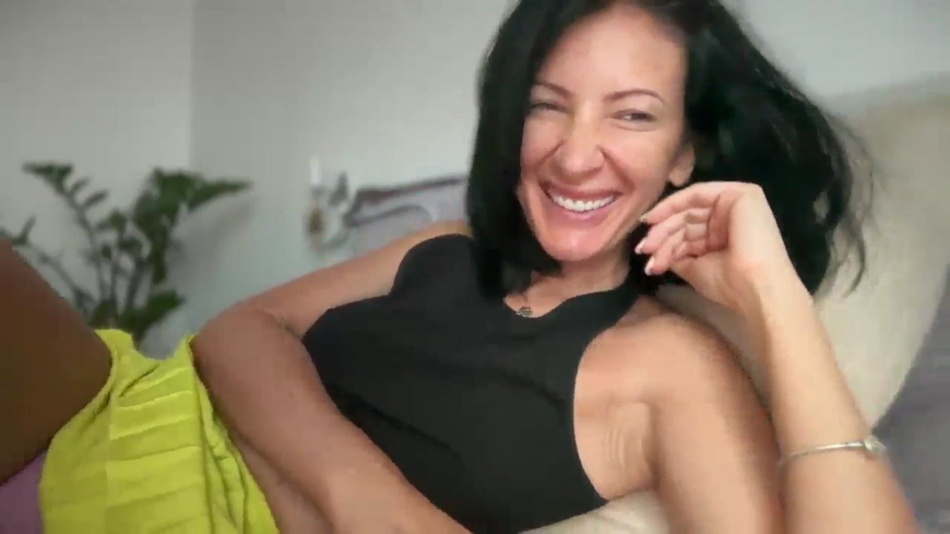 Gallery image thumbnail from KarinaBlair's myfreecams stream on, 07/23/2024, 04:46 image 9 of 20