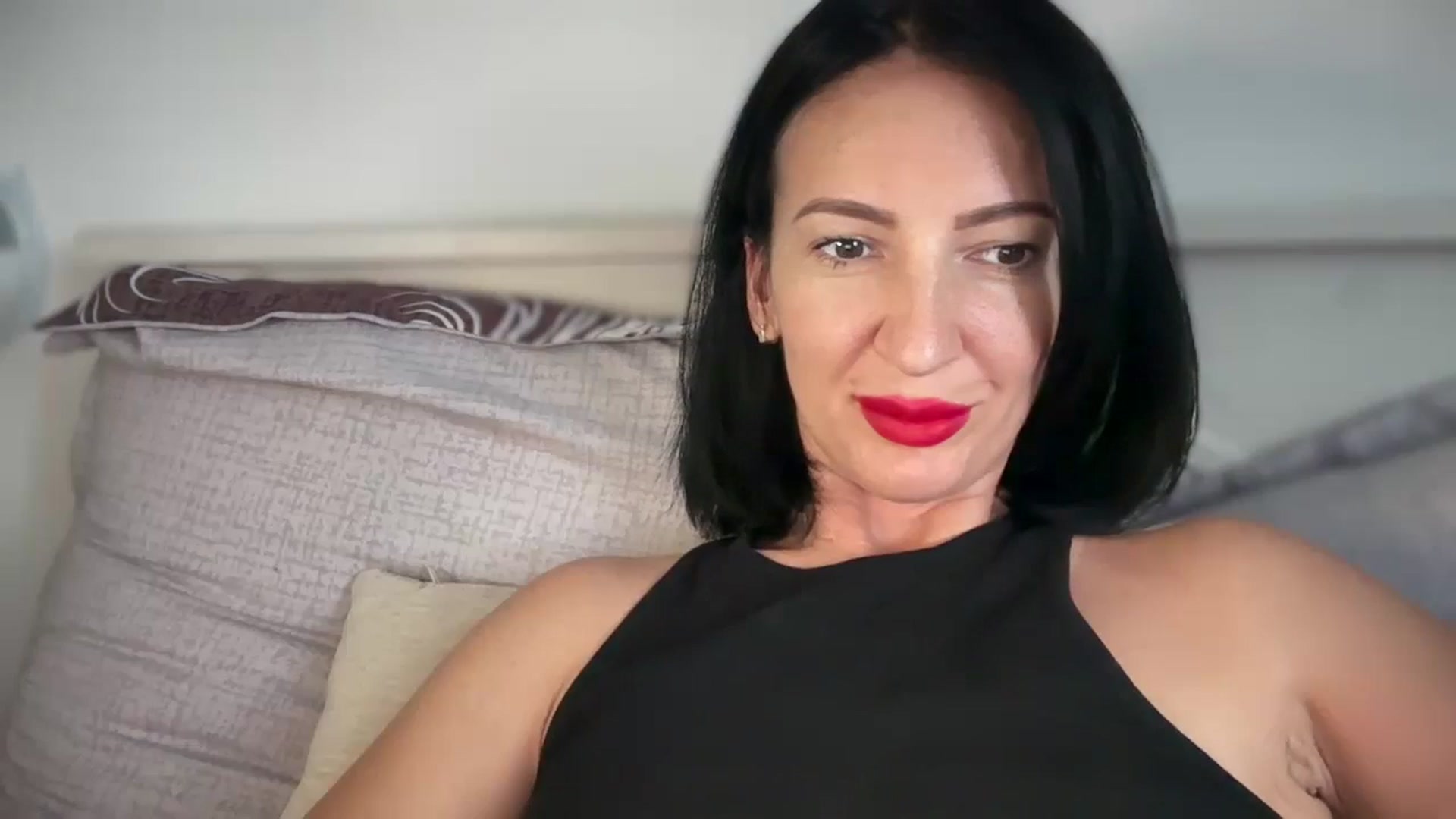 Gallery image thumbnail from KarinaBlair's myfreecams stream on, 07/23/2024, 13:13 image 4 of 20