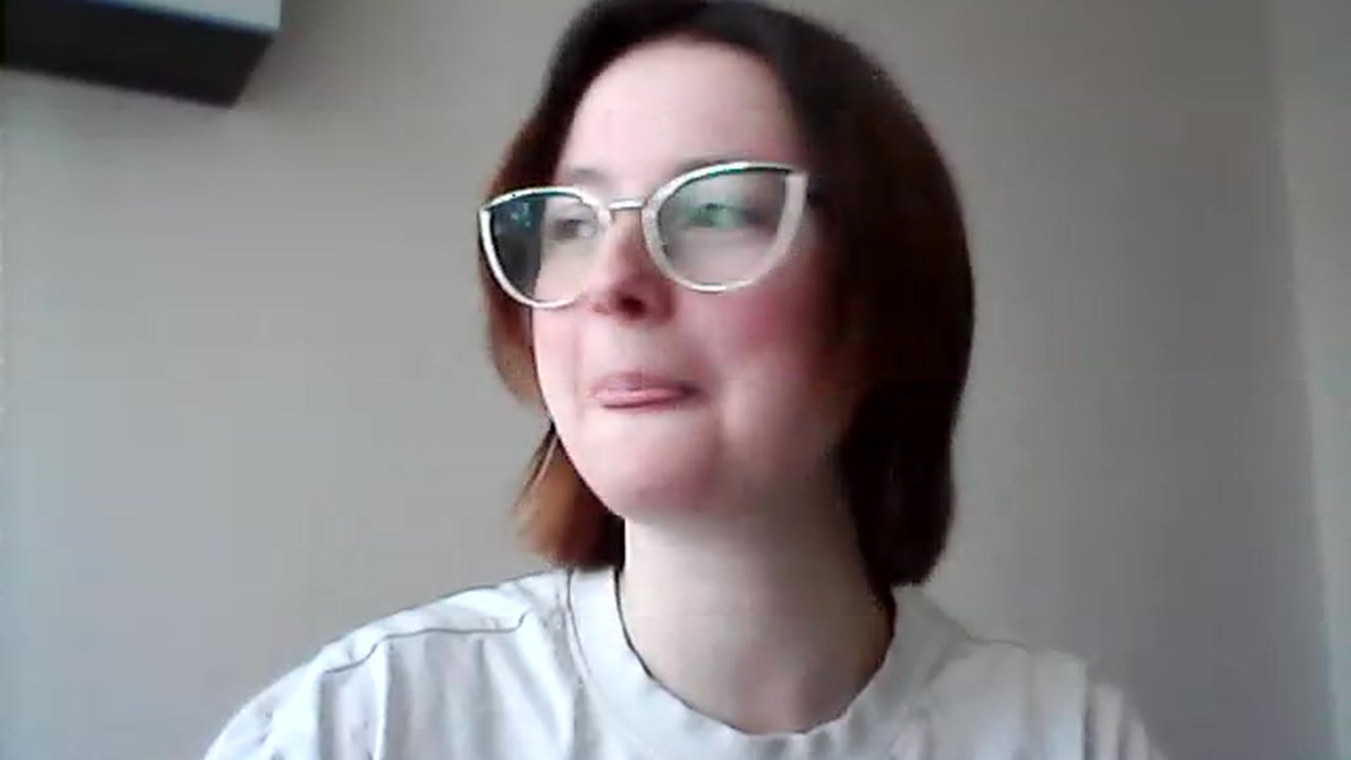 Gallery image thumbnail from KarinaQueen's myfreecams stream on, 05/18/2026, 08:48 image 8 of 20