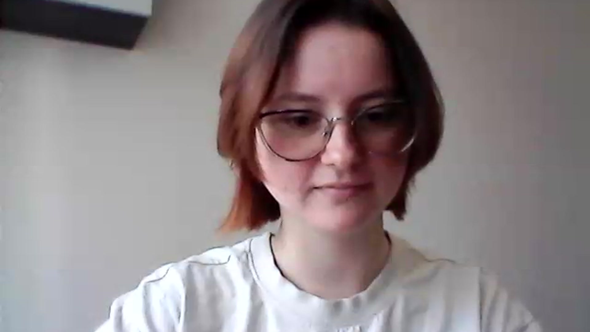 Gallery image thumbnail from KarinaQueen's myfreecams stream on, 05/18/2026, 08:48 image 17 of 20