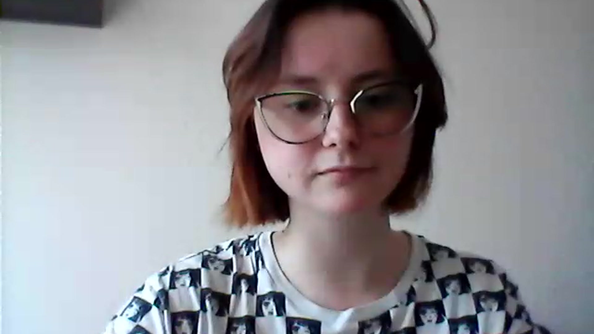 Gallery image thumbnail from KarinaQueen's myfreecams stream on, 05/19/2026, 16:33 image 16 of 20