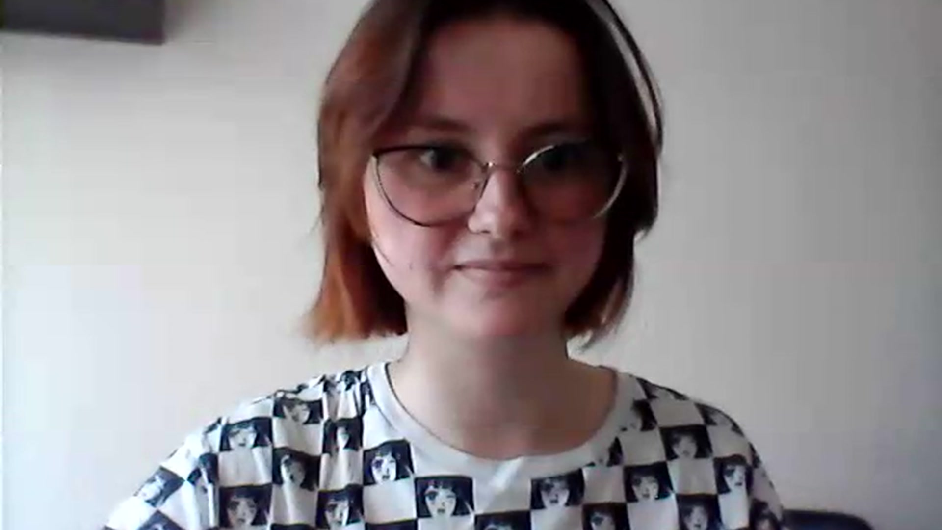 Gallery image thumbnail from KarinaQueen's myfreecams stream on, 05/19/2026, 16:33 image 20 of 20
