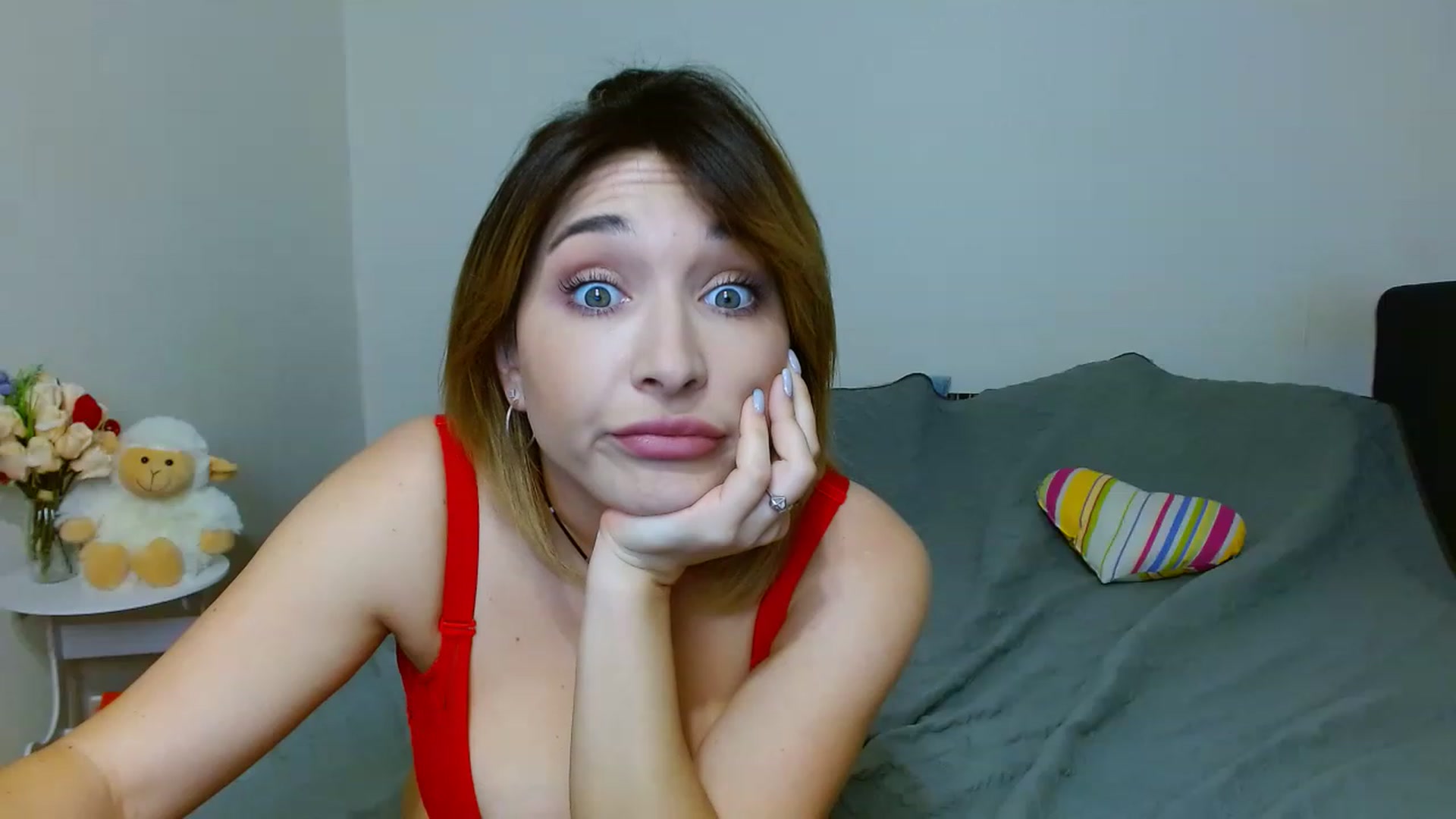 Gallery image thumbnail from Karina_Em's myfreecams stream on, 11/21/2022, 15:40 image 15 of 20