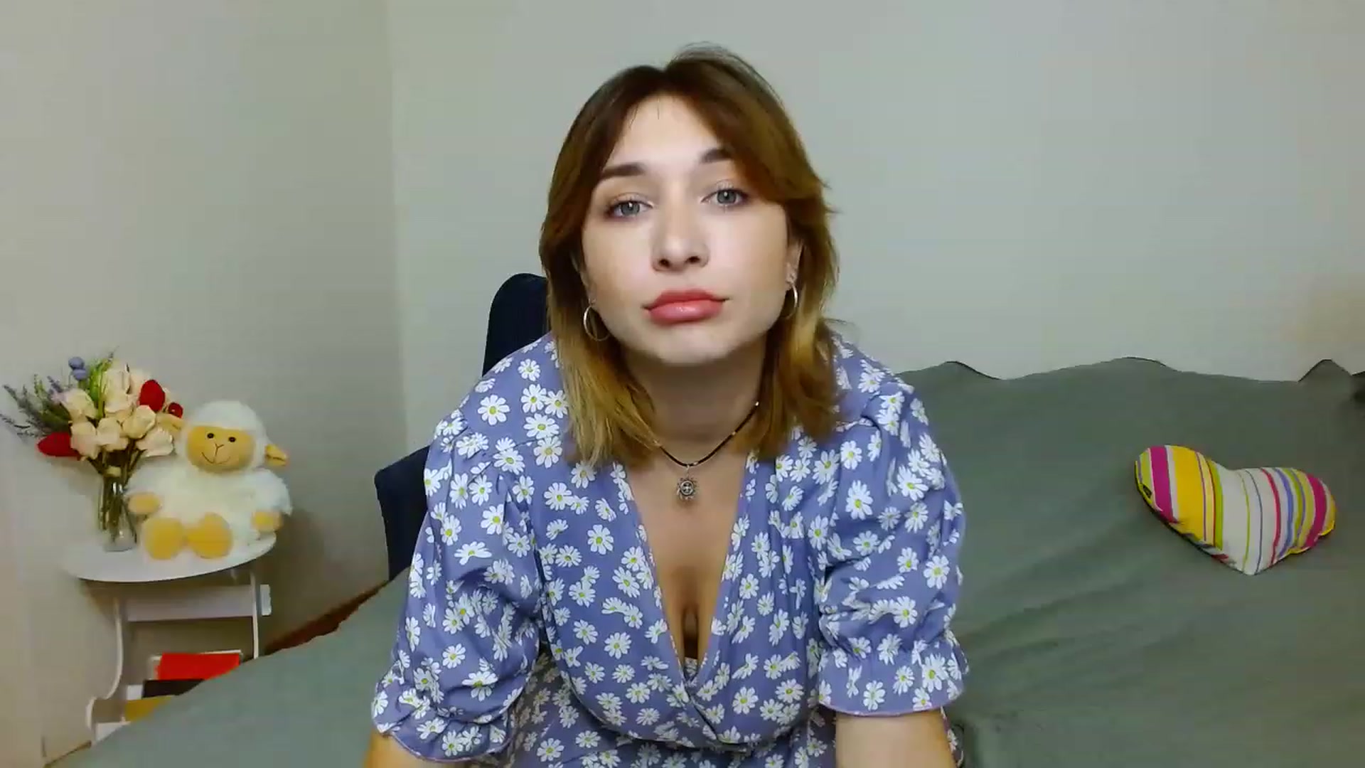 Gallery image thumbnail from Karina_Em's myfreecams stream on, 11/25/2022, 11:00 image 11 of 20