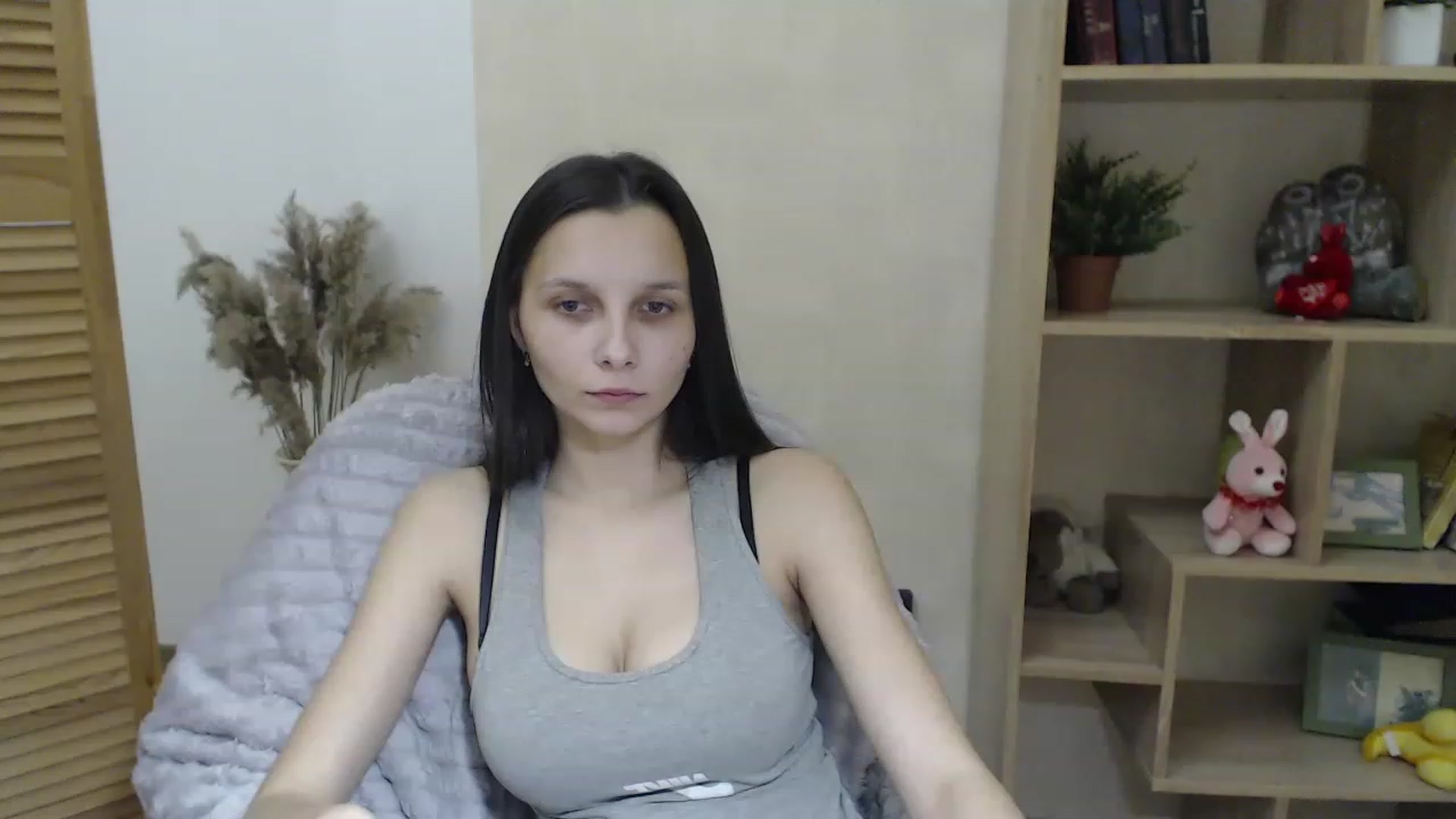 Gallery image thumbnail from Karina_Mils's myfreecams stream on, 12/01/2022, 11:48 image 19 of 20