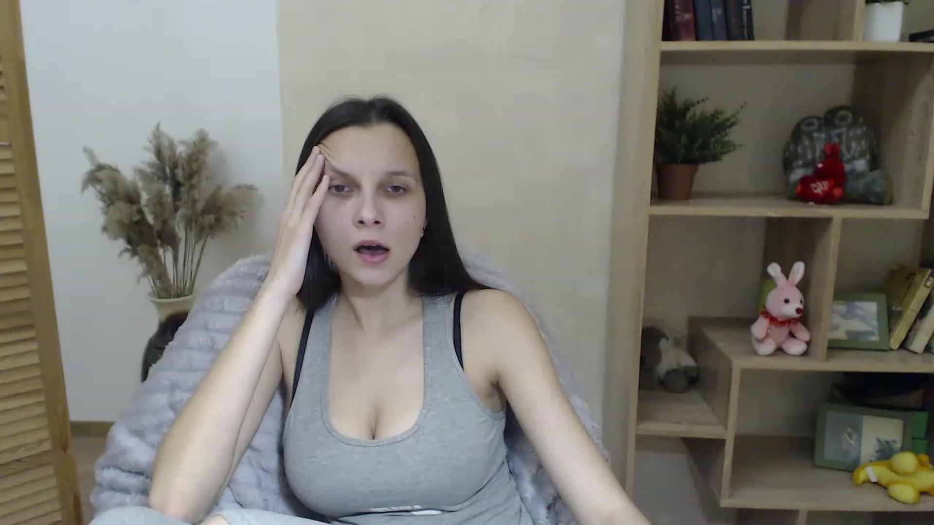 Gallery image thumbnail from Karina_Mils's myfreecams stream on, 12/01/2022, 11:48 image 8 of 20