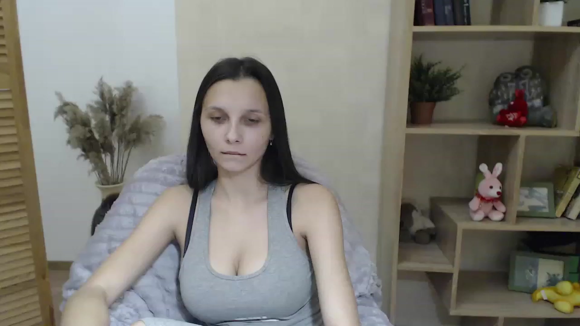 Gallery image thumbnail from Karina_Mils's myfreecams stream on, 12/01/2022, 11:48 image 11 of 20