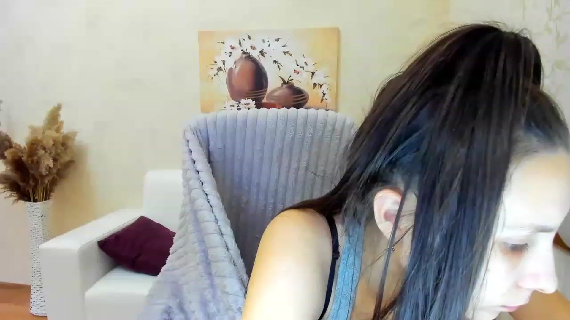 Gallery image thumbnail from Karina_Mils's myfreecams stream on, 12/08/2022, 09:47 image 7 of 20
