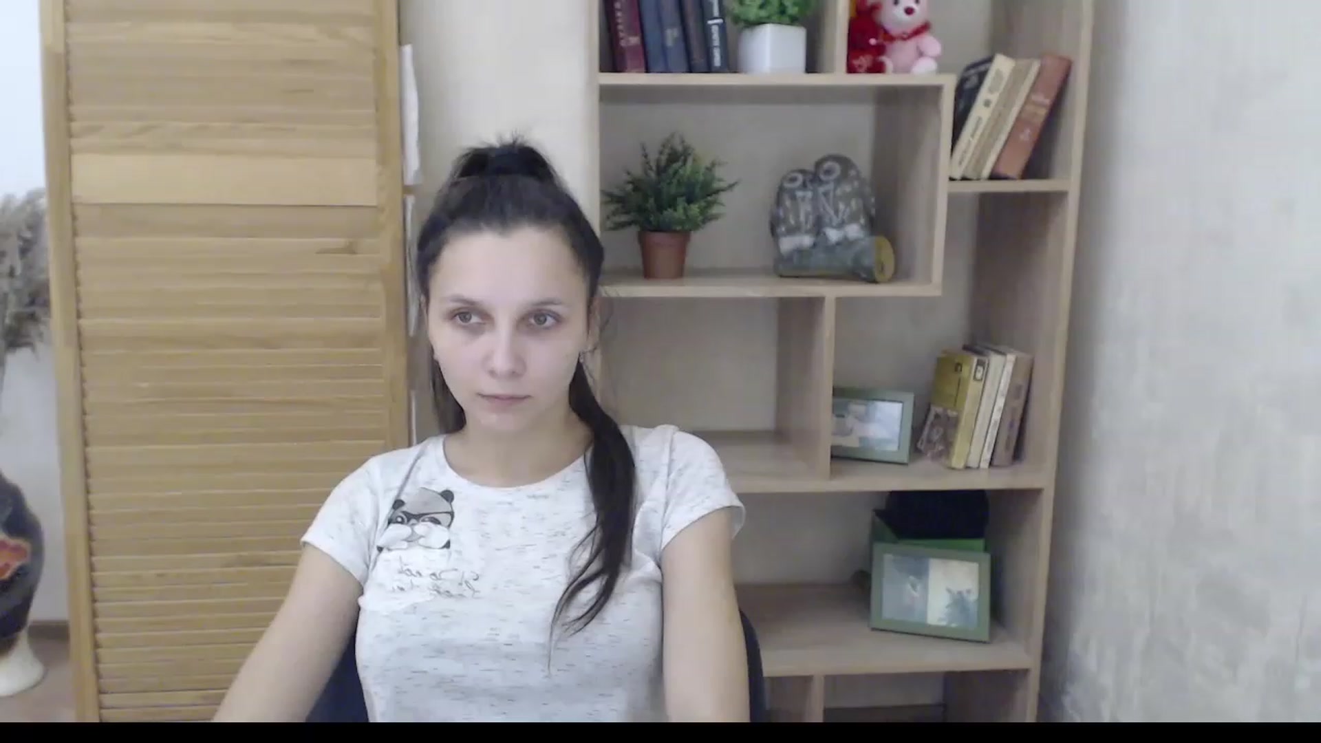 Gallery image thumbnail from Karina_Mils's myfreecams stream on, 12/12/2022, 09:35 image 2 of 20